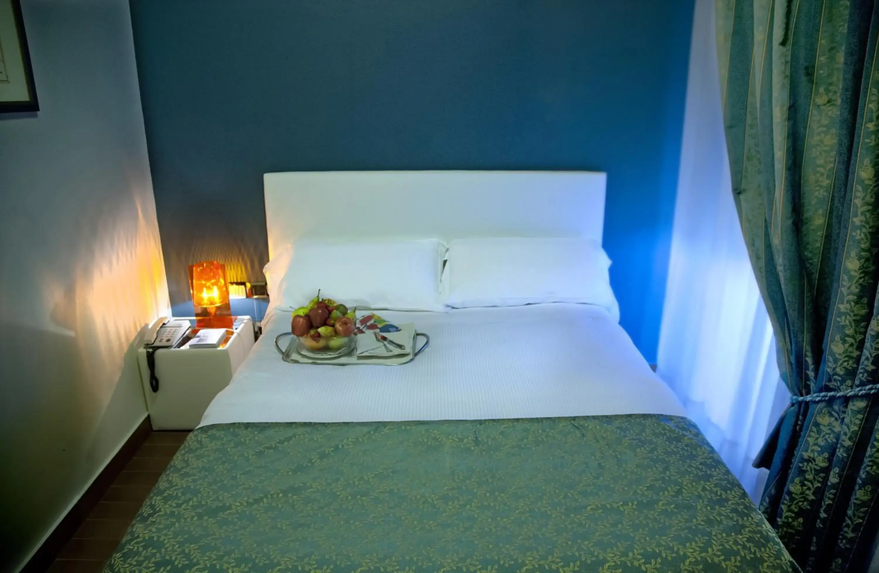 Single Room in Grande Albergo Potenza Single Room in Grande Albergo Potenza