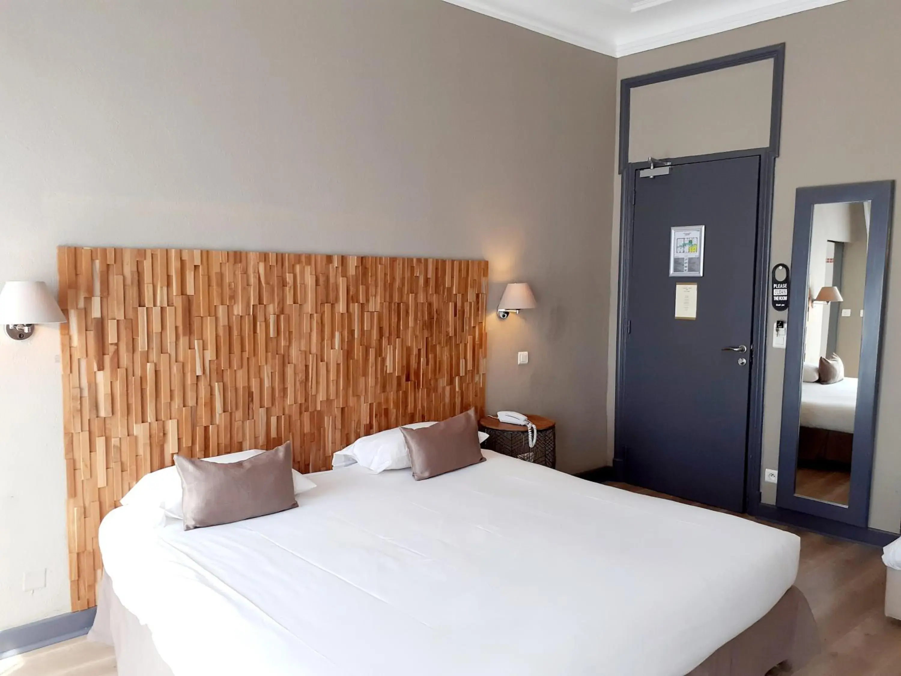 Junior Suite with Balcony in Hôtel La Villa Tosca Junior Suite with Balcony in Hôtel La Villa Tosca