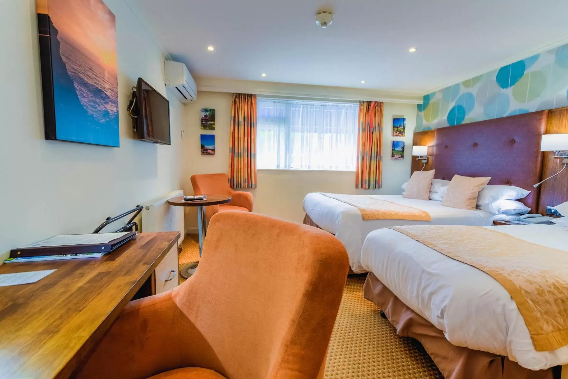 Family Room in Langstone Cliff Hotel Family Room in Langstone Cliff Hotel