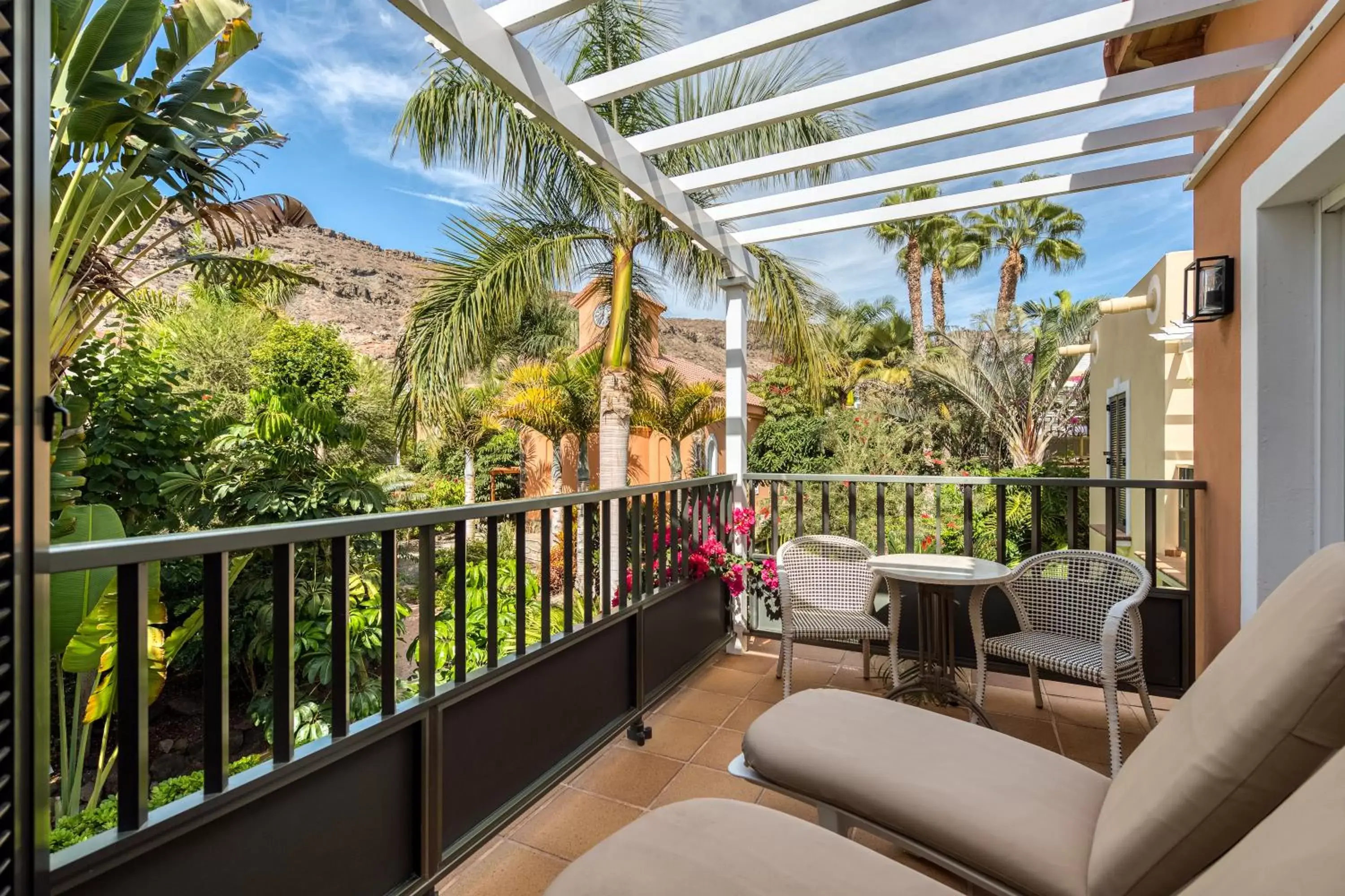 Junior Suite in Hotel Cordial Mogán Playa Junior Suite in Hotel Cordial Mogán Playa