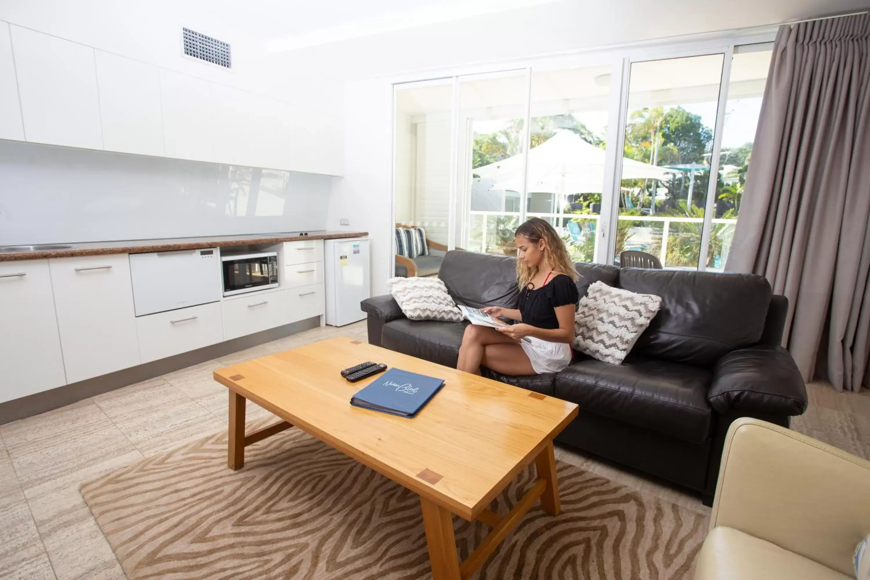 Deluxe One Bedroom Suite in Noosa Blue Resort Deluxe One Bedroom Suite in Noosa Blue Resort