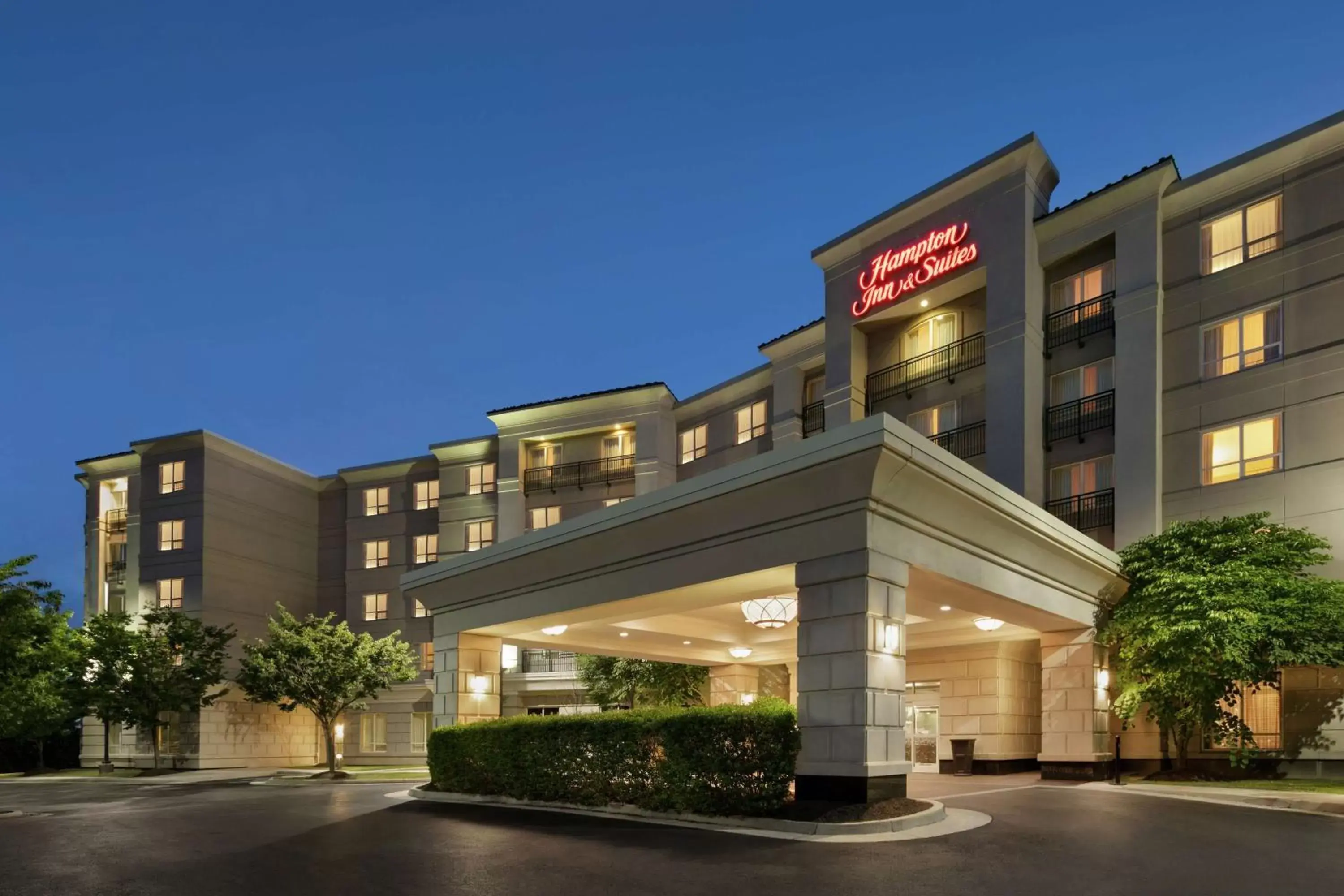 Hampton Inn & Suites Washington-Dulles International Airport Hampton Inn & Suites Washington-Dulles International Airport