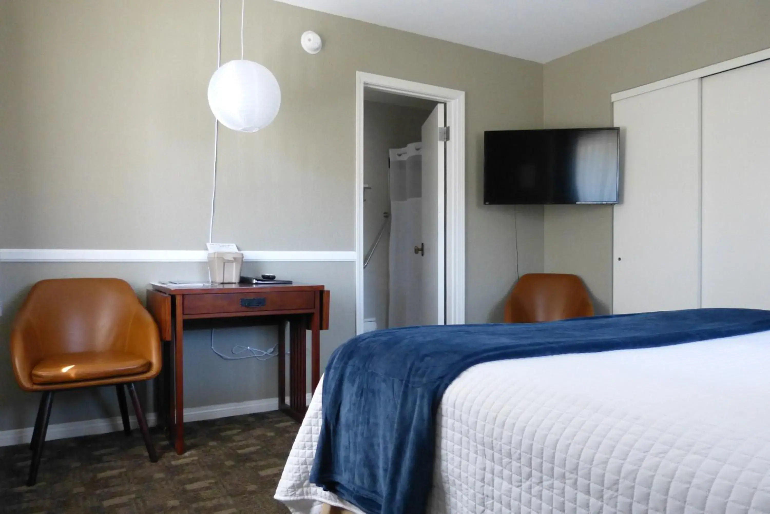 King Room in Baby Quail Inn King Room in Baby Quail Inn