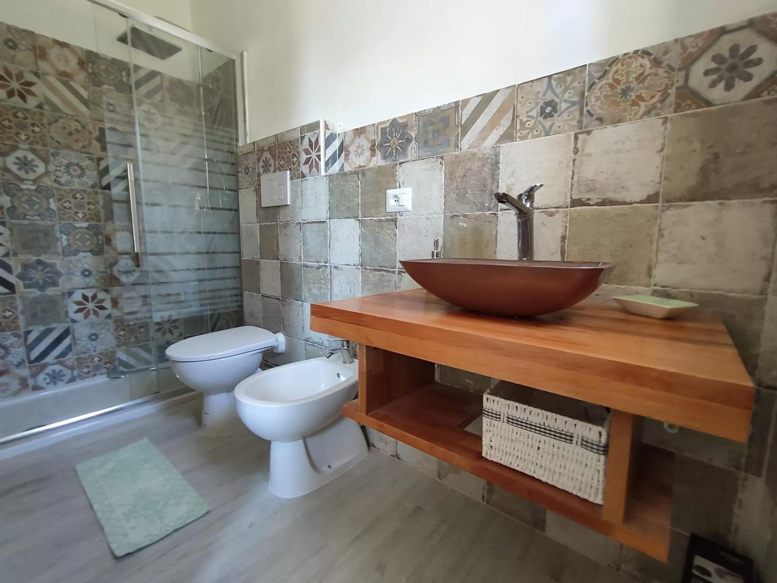 Double Room with Private Bathroom in L'Ajaccio B&B Double Room with Private Bathroom in L'Ajaccio B&B