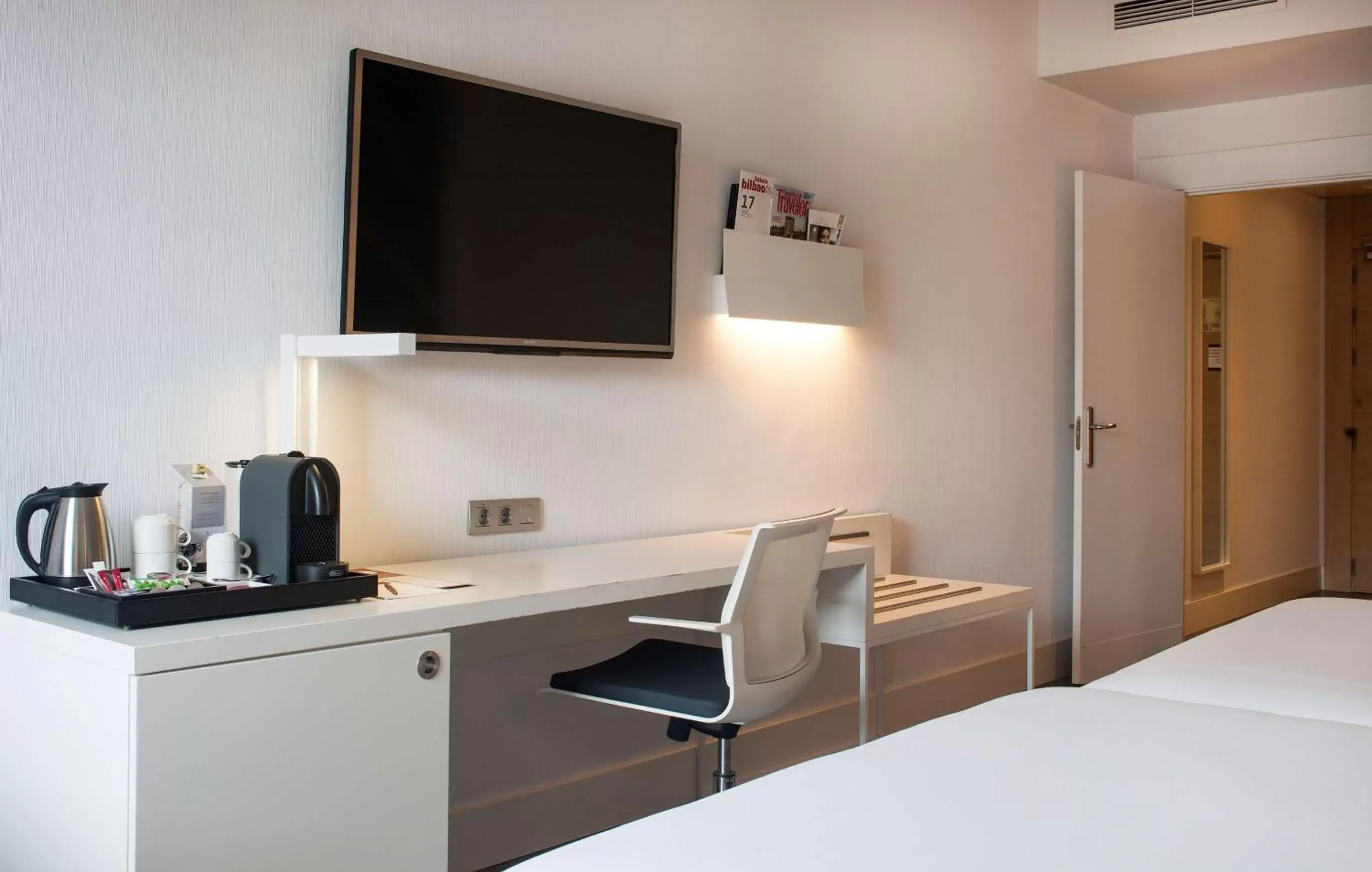 Premium Double or Twin Room in NH Collection Villa de Bilbao Premium Double or Twin Room in NH Collection Villa de Bilbao