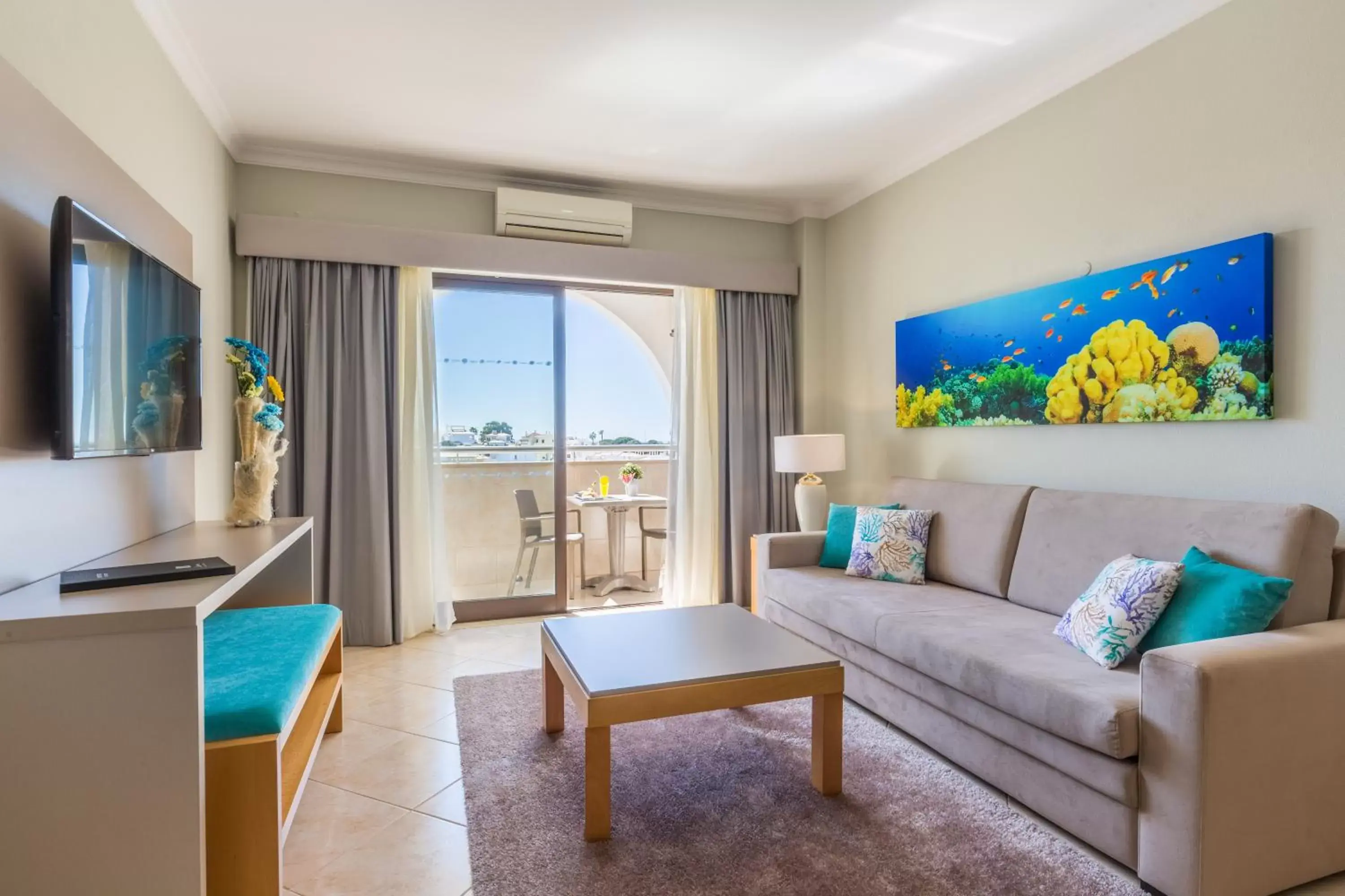 One-Bedroom Apartment with Pool View in The Navigator - Solaqua One-Bedroom Apartment with Pool View in The Navigator - Solaqua