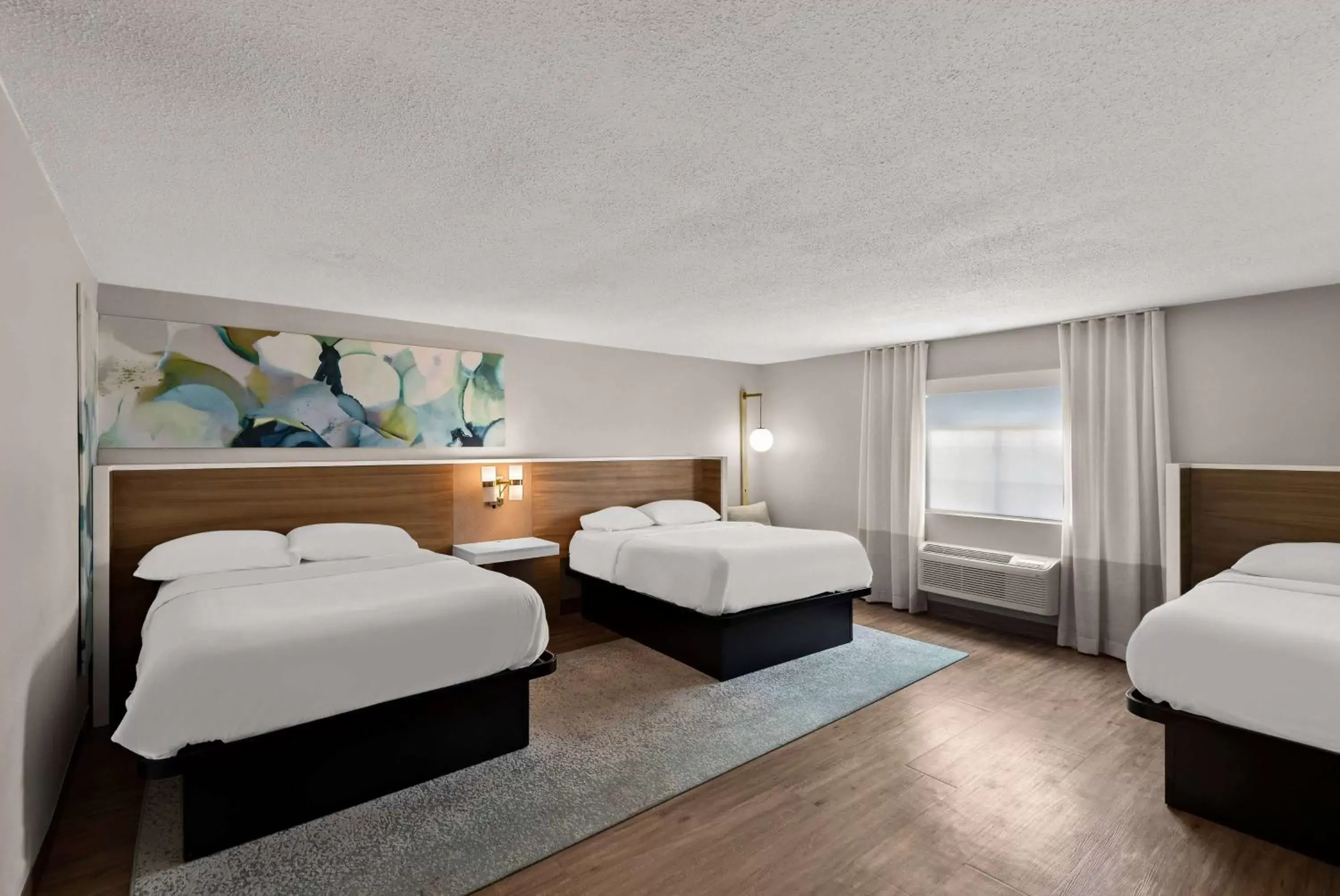 Superior Queen Room - Non-Smoking in Wyndham Garden Ankeny Superior Queen Room - Non-Smoking in Wyndham Garden Ankeny