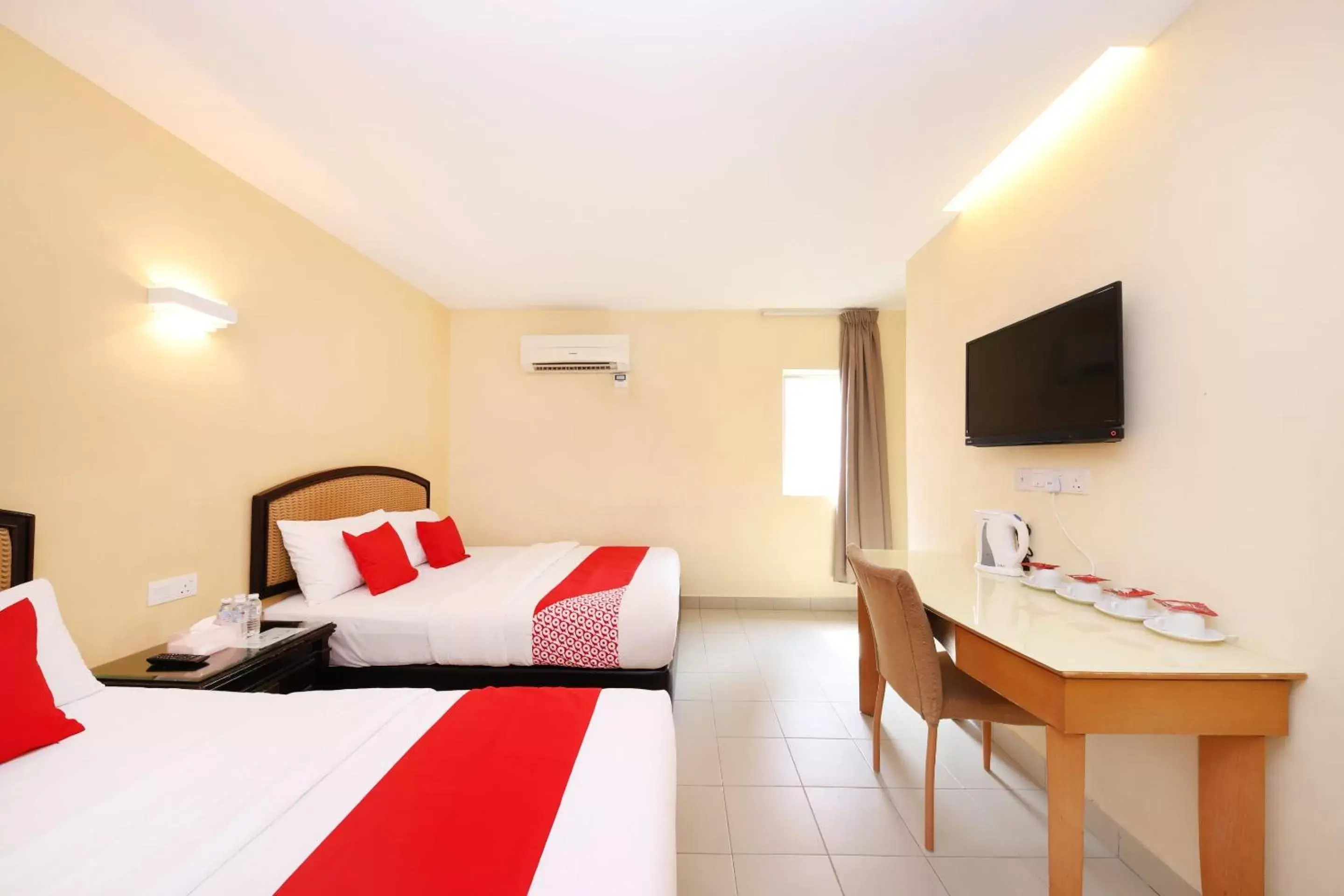 Family Suite in Super OYO 635 Seven Days Hotel Family Suite in Super OYO 635 Seven Days Hotel