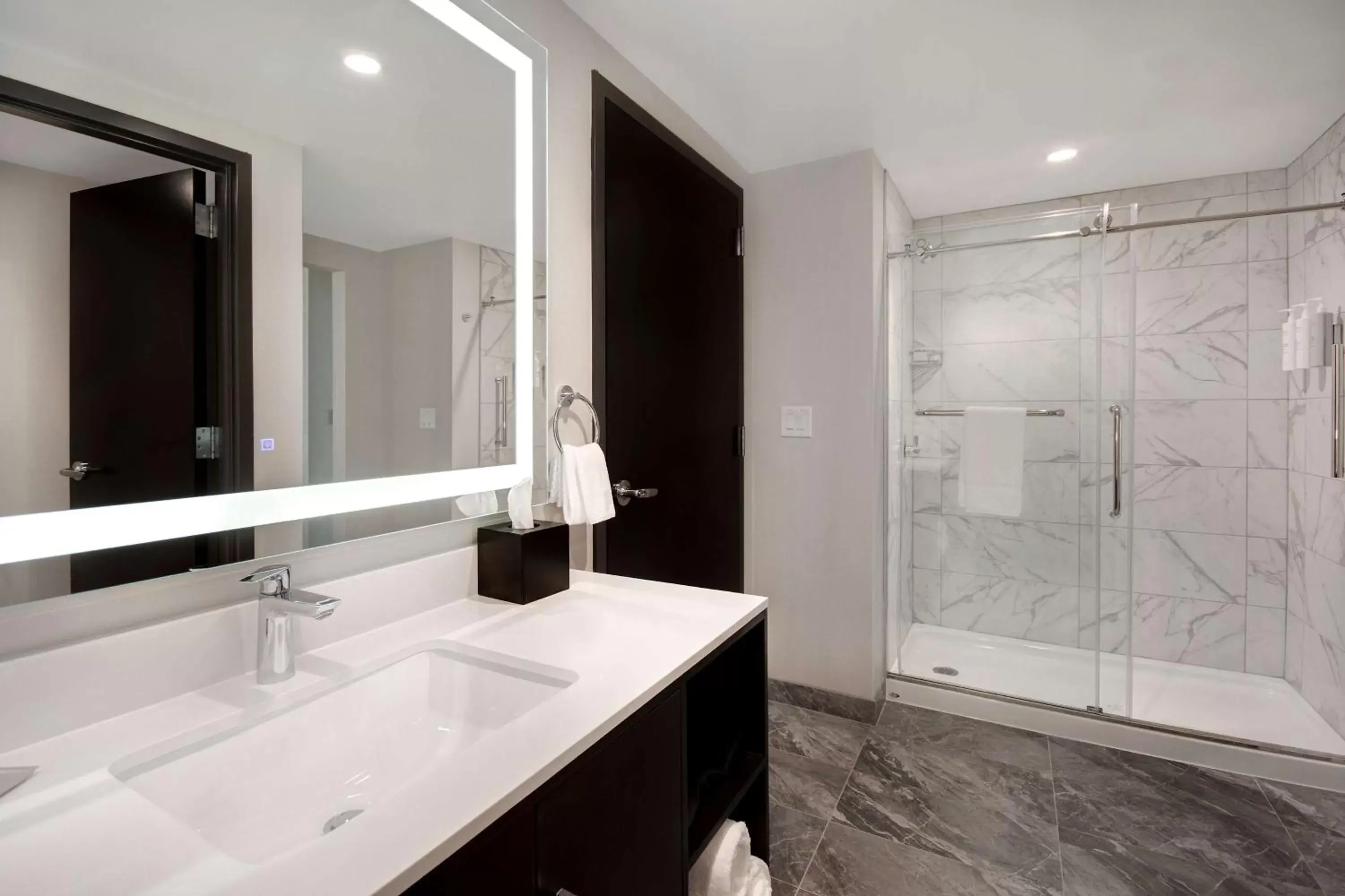 Corner King Suite in Embassy Suites By Hilton Alpharetta Halcyon Corner King Suite in Embassy Suites By Hilton Alpharetta Halcyon