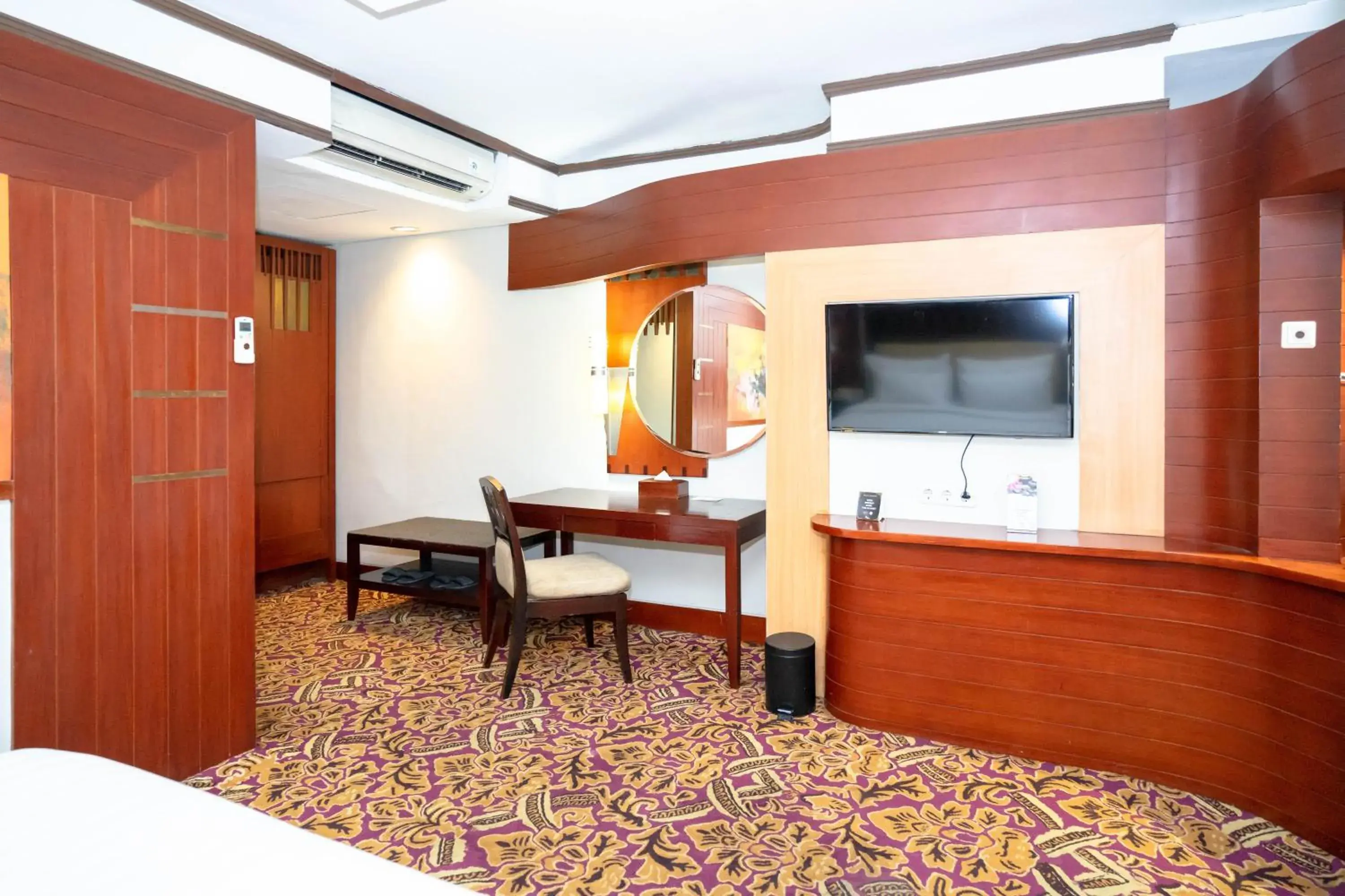 Junior Suite in Hotel Bidakara Grand Savoy Homann Bandung Junior Suite in Hotel Bidakara Grand Savoy Homann Bandung