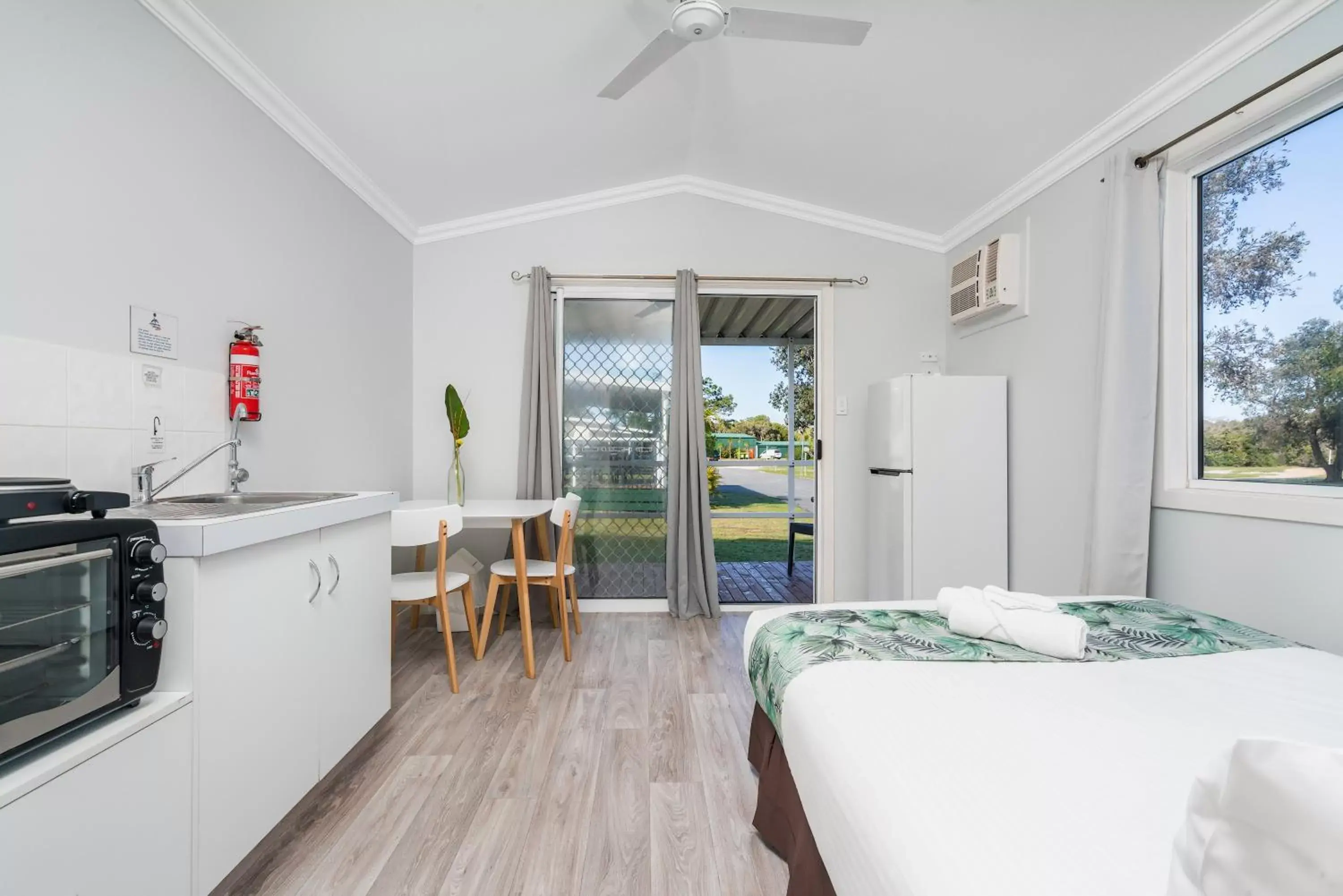 Studio Cabin (Pet Friendly) in Ballina Beach Nature Resort Studio Cabin (Pet Friendly) in Ballina Beach Nature Resort