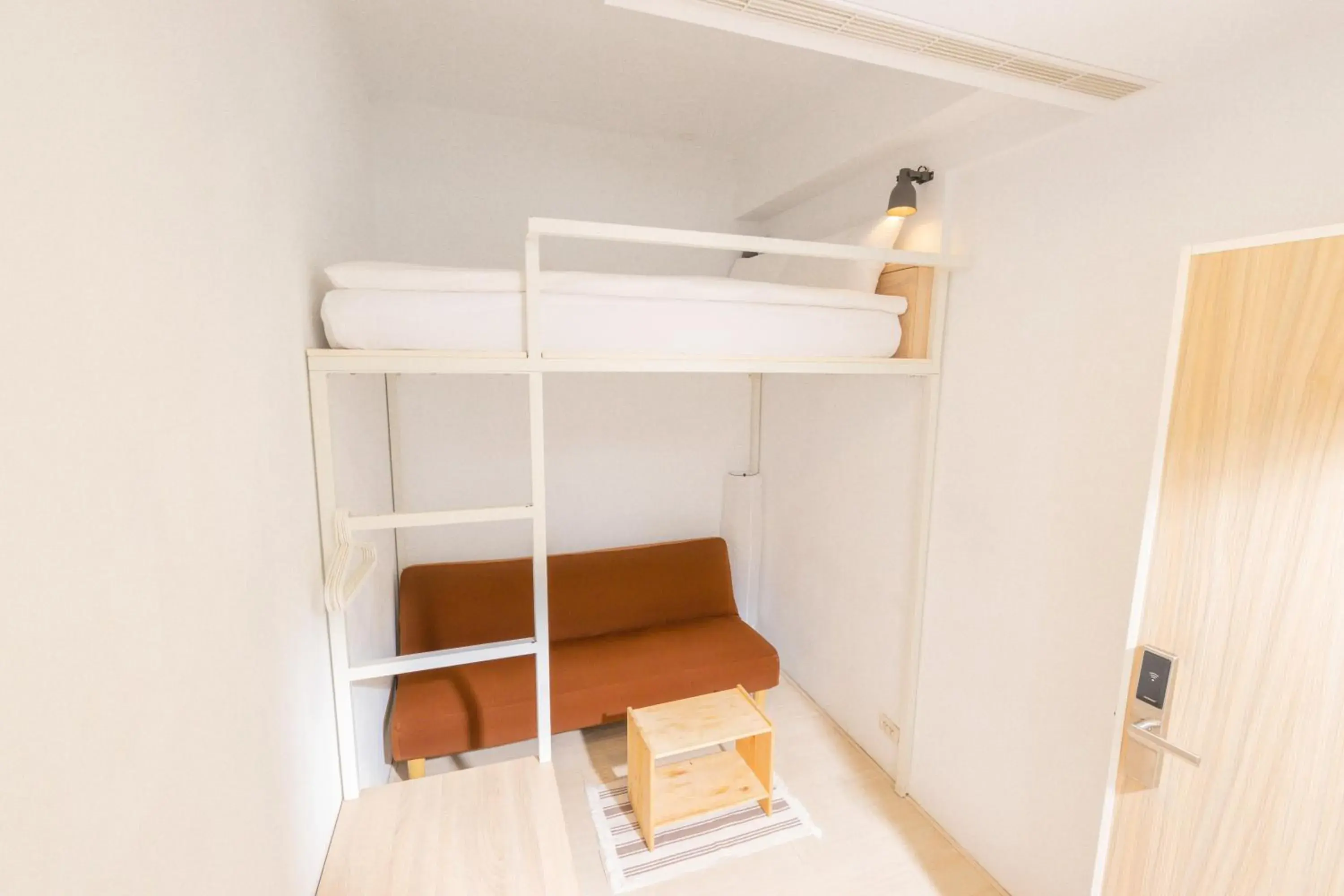 Double-Size Loft Bed Room with Shared Bathroom - single occupancy in OwlStay Flip Flop Hostel - Garden Double-Size Loft Bed Room with Shared Bathroom - single occupancy in OwlStay Flip Flop Hostel - Garden