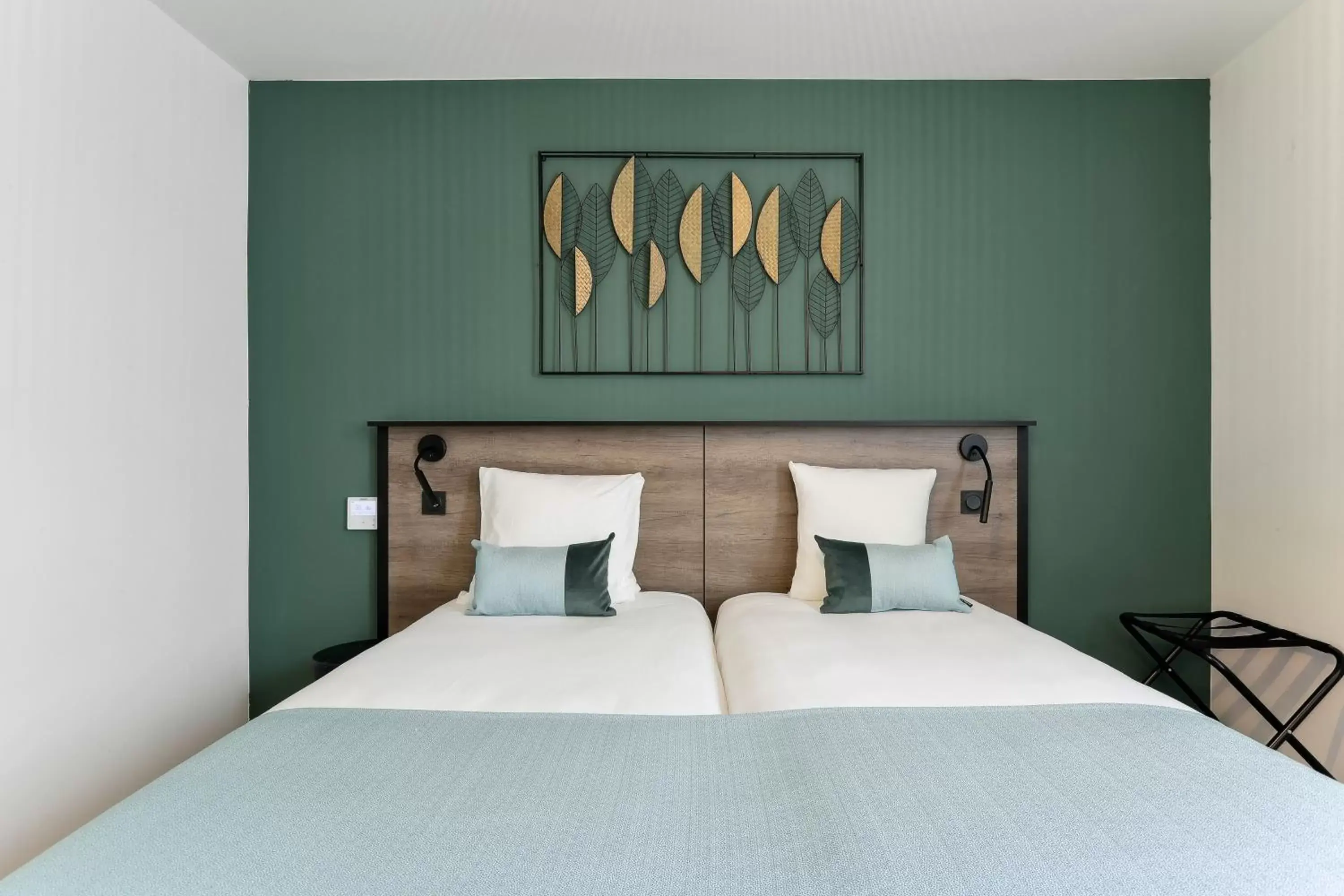 Communicating Suite (2 Studios) in All Suites Appart Hôtel - Noisy-le-Grand Communicating Suite (2 Studios) in All Suites Appart Hôtel - Noisy-le-Grand