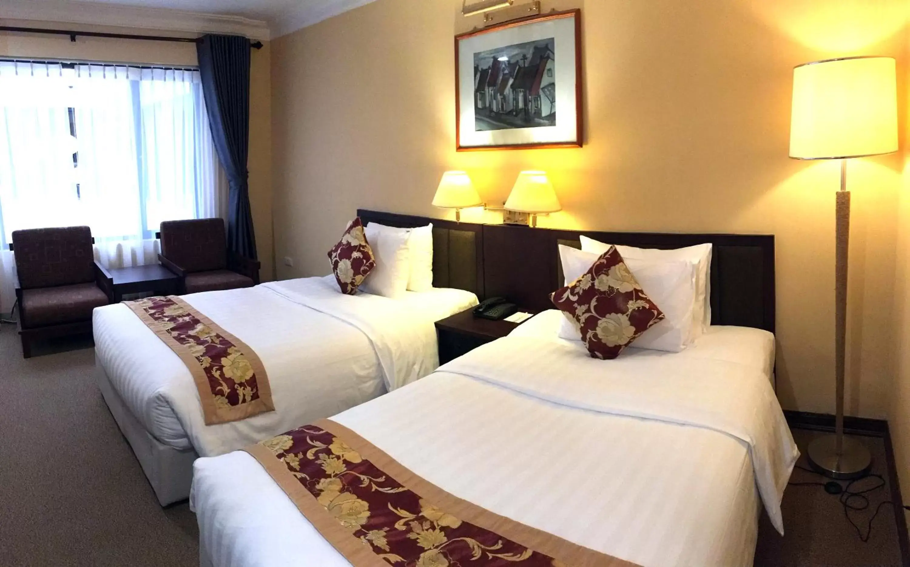 Deluxe Double or Twin Room in Mon Regency Hotel Deluxe Double or Twin Room in Mon Regency Hotel