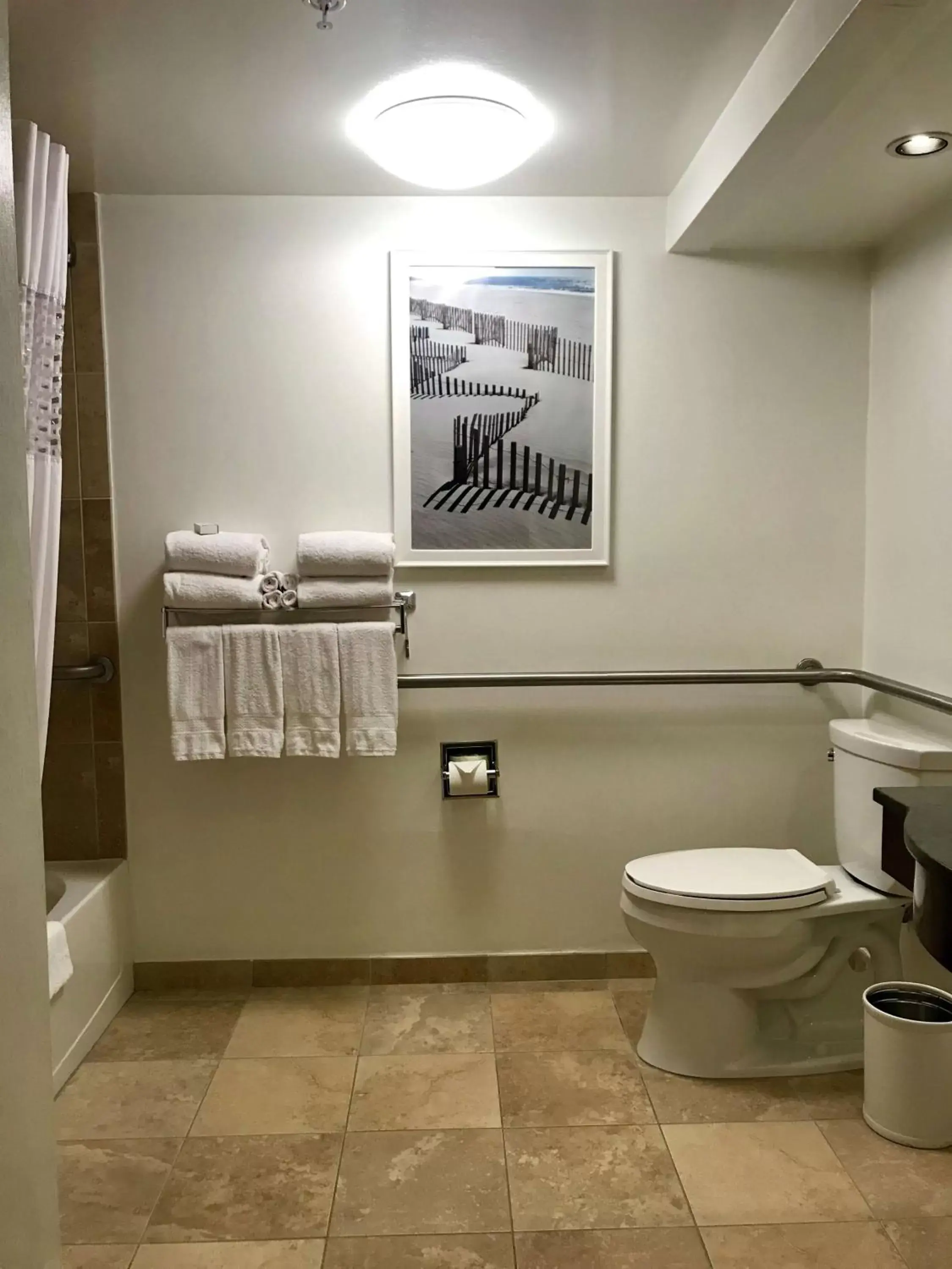 Double Room with Two Double Beds with Bath Tub - Disability Access in Hampton Inn by Hilton San Diego - Kearny Mesa Double Room with Two Double Beds with Bath Tub - Disability Access in Hampton Inn by Hilton San Diego - Kearny Mesa