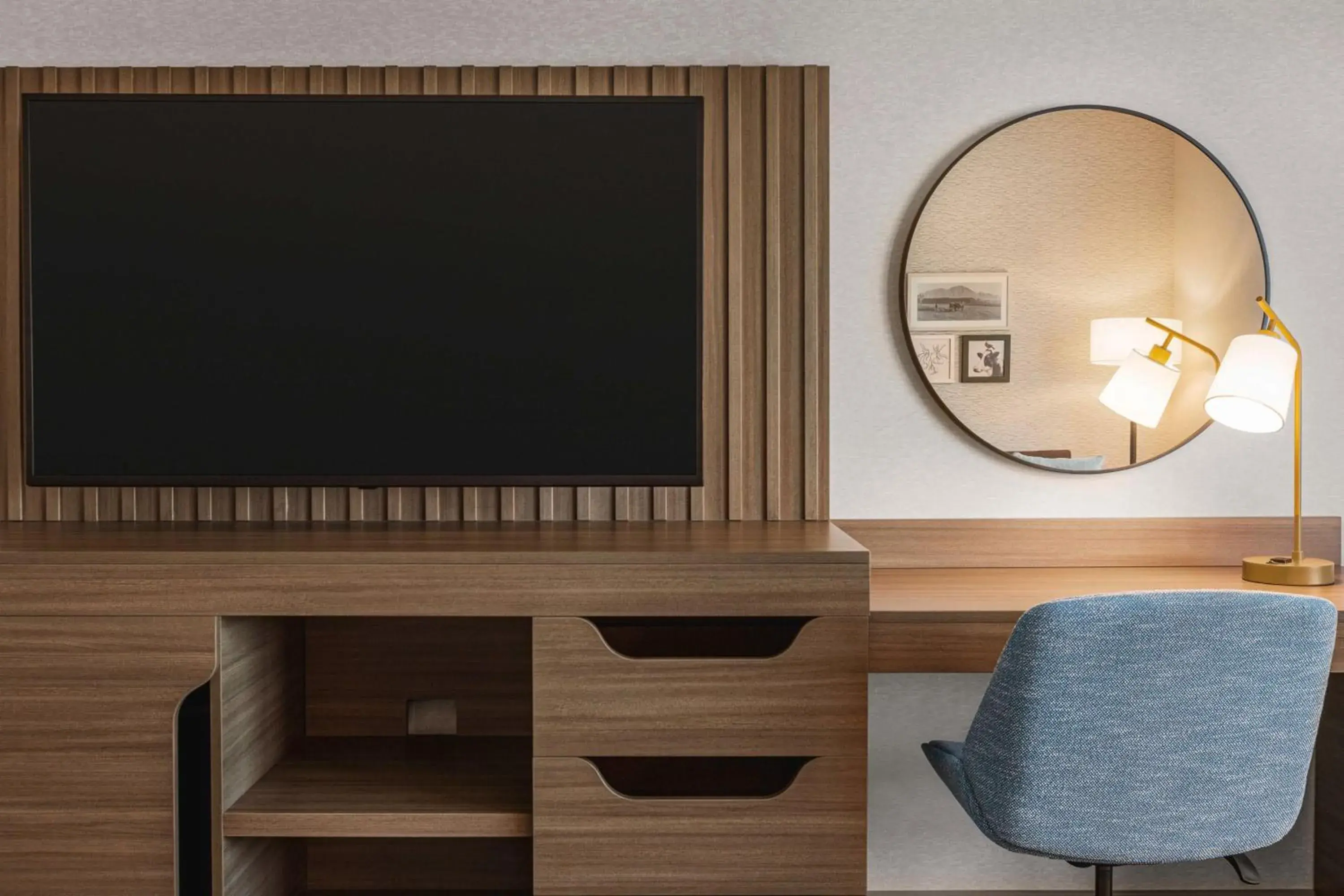 Queen Room with Two Queen Beds - Non-Smoking in Hampton Inn Stockton, Ca Queen Room with Two Queen Beds - Non-Smoking in Hampton Inn Stockton, Ca