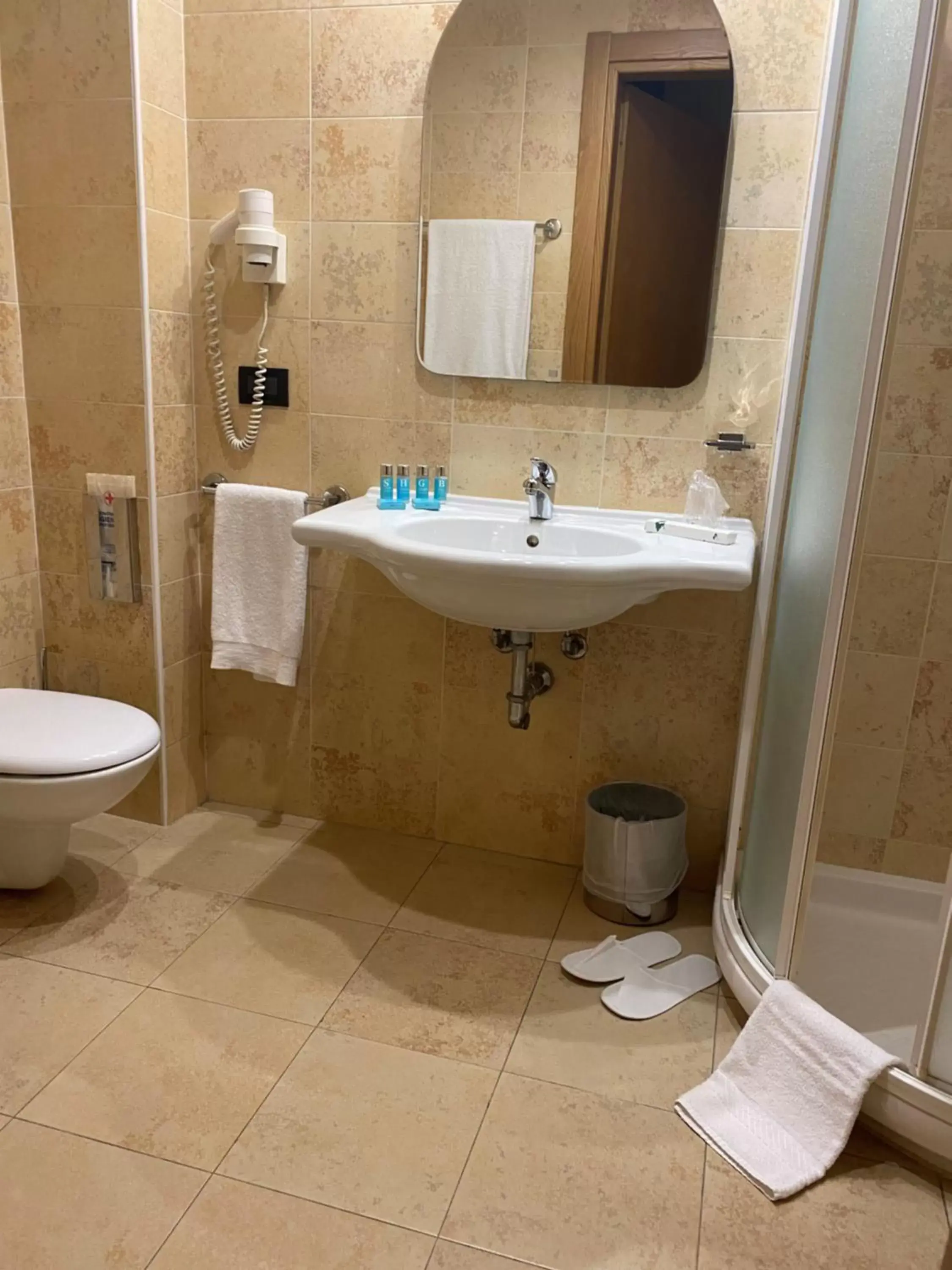 Triple Room in MH Hotel Piacenza Fiera Triple Room in MH Hotel Piacenza Fiera