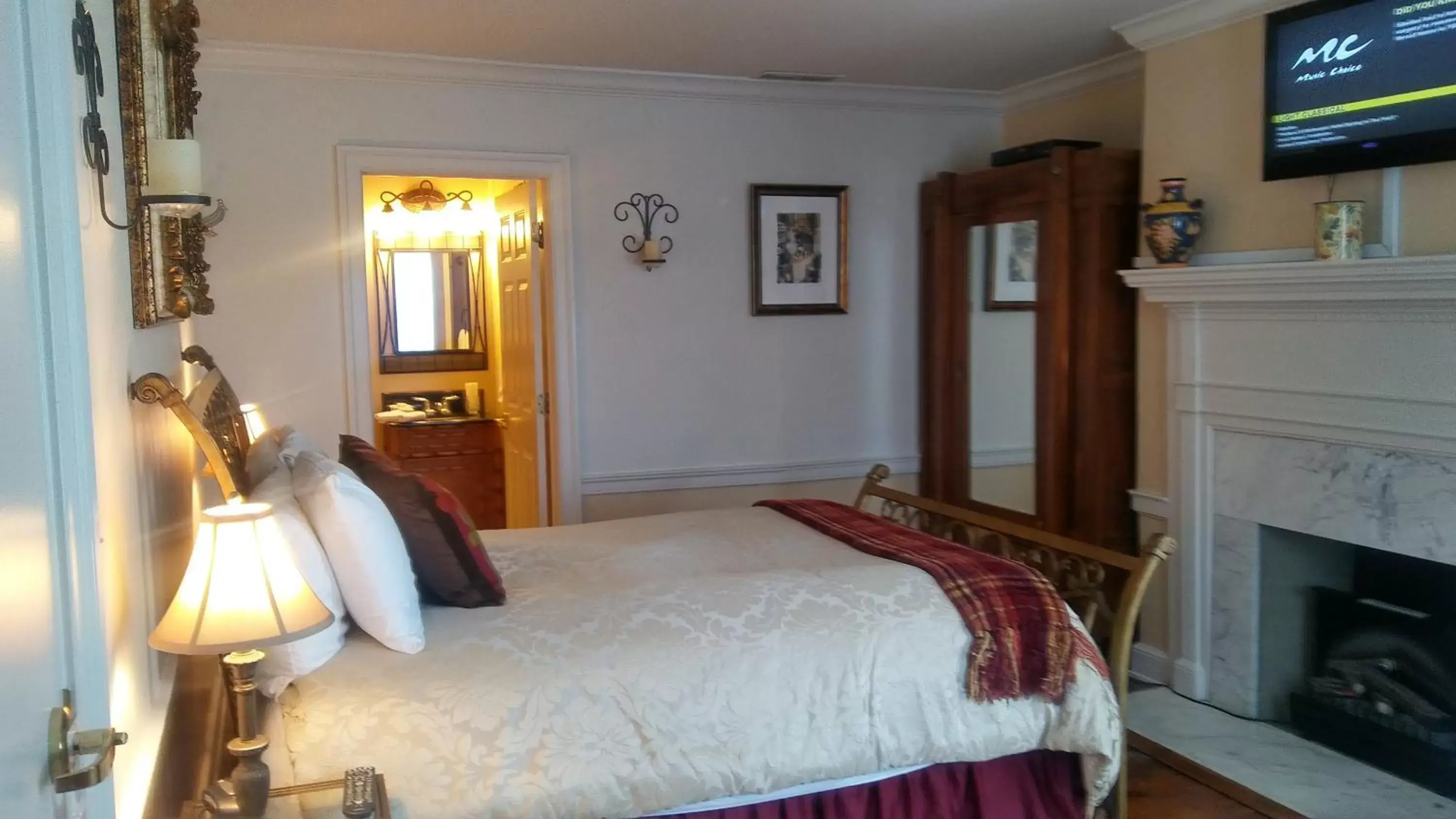 Standard Queen Room in Old Brick Inn Standard Queen Room in Old Brick Inn