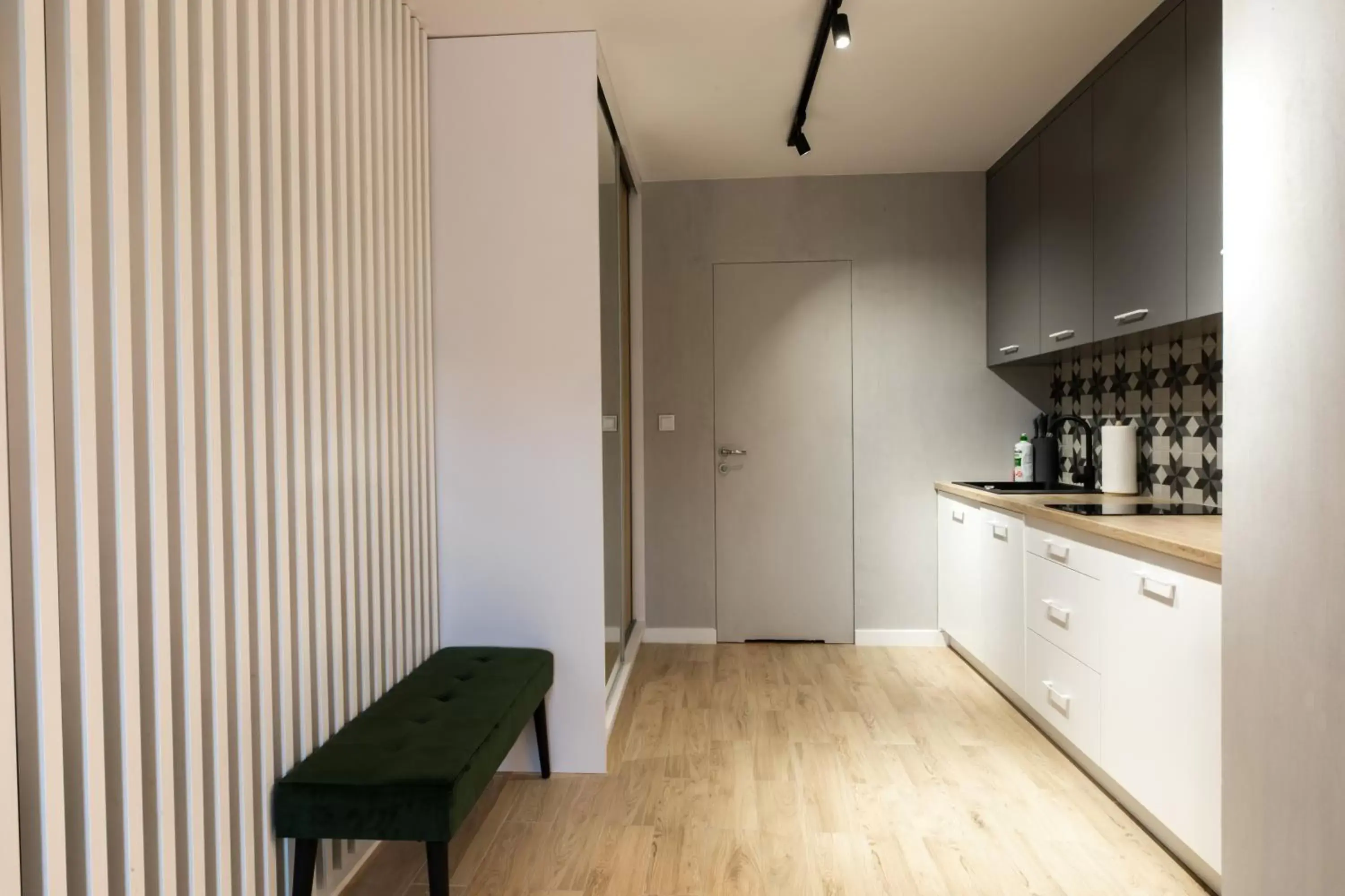 Double or Twin Room with Bathroom in Stylowe Apartamenty Plewiska Double or Twin Room with Bathroom in Stylowe Apartamenty Plewiska