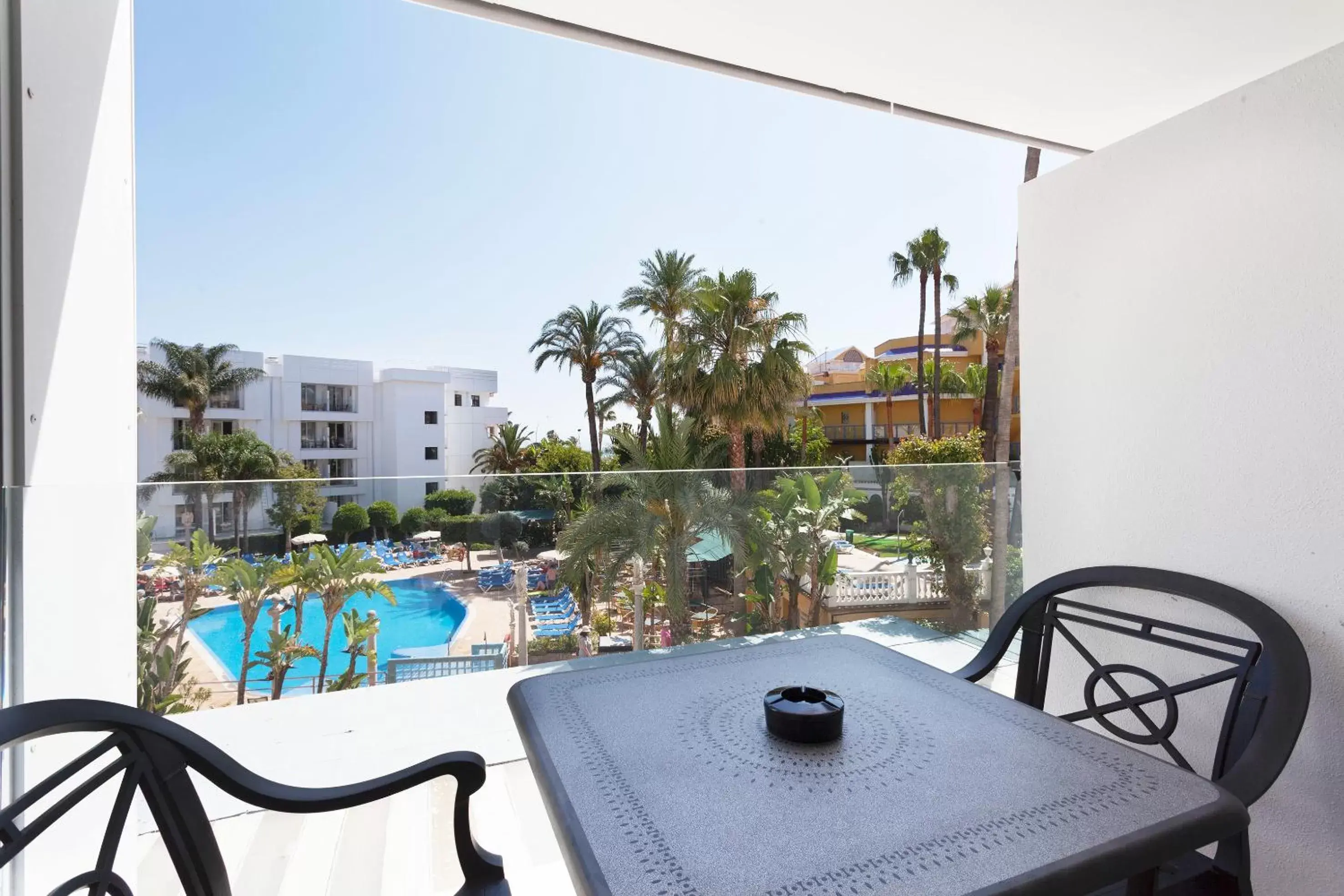 Sol Room with Pool View in Sol Torremolinos - Don Pedro Sol Room with Pool View in Sol Torremolinos - Don Pedro