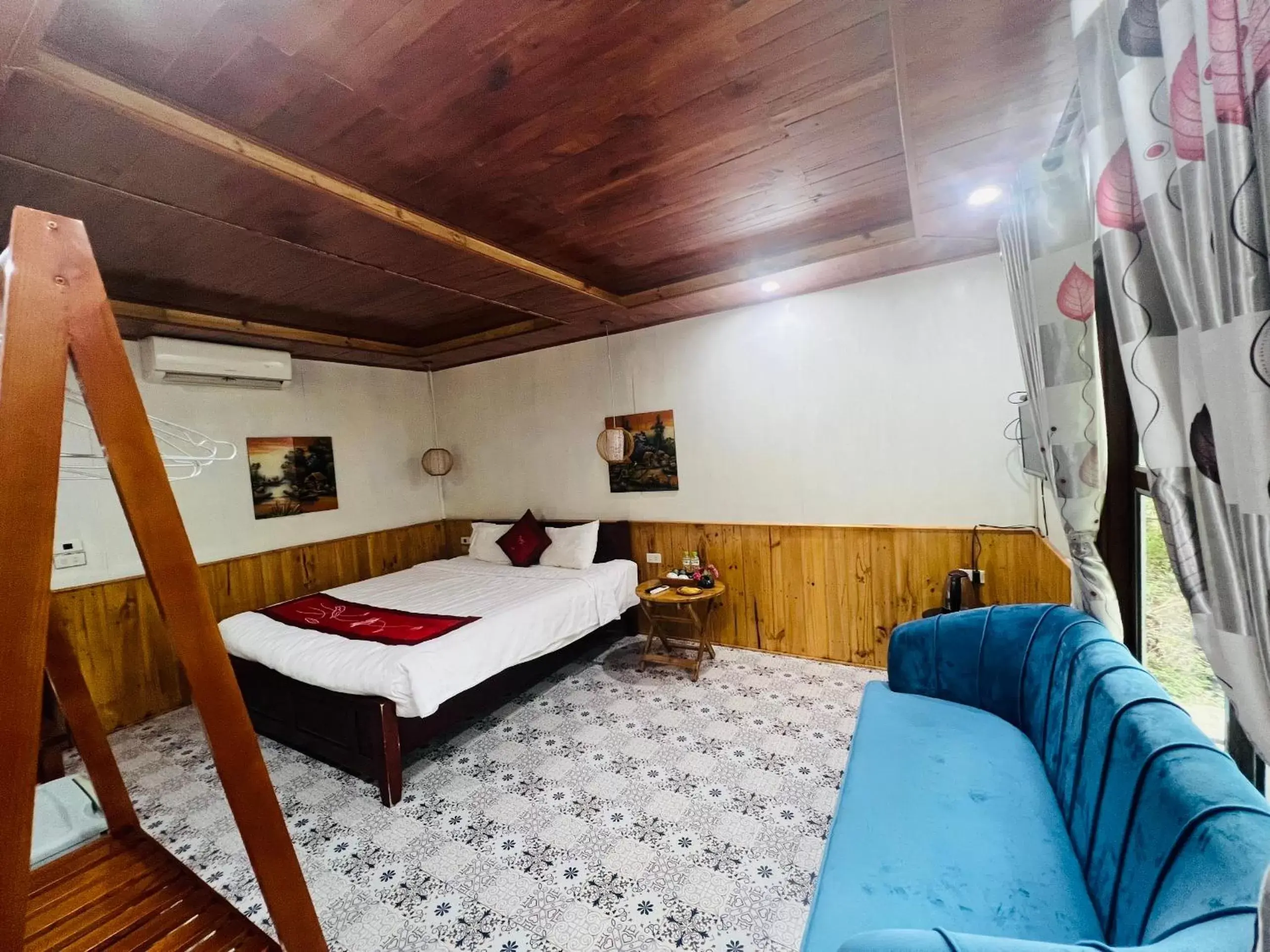 Deluxe Room in Chez Loan Hotel Deluxe Room in Chez Loan Hotel