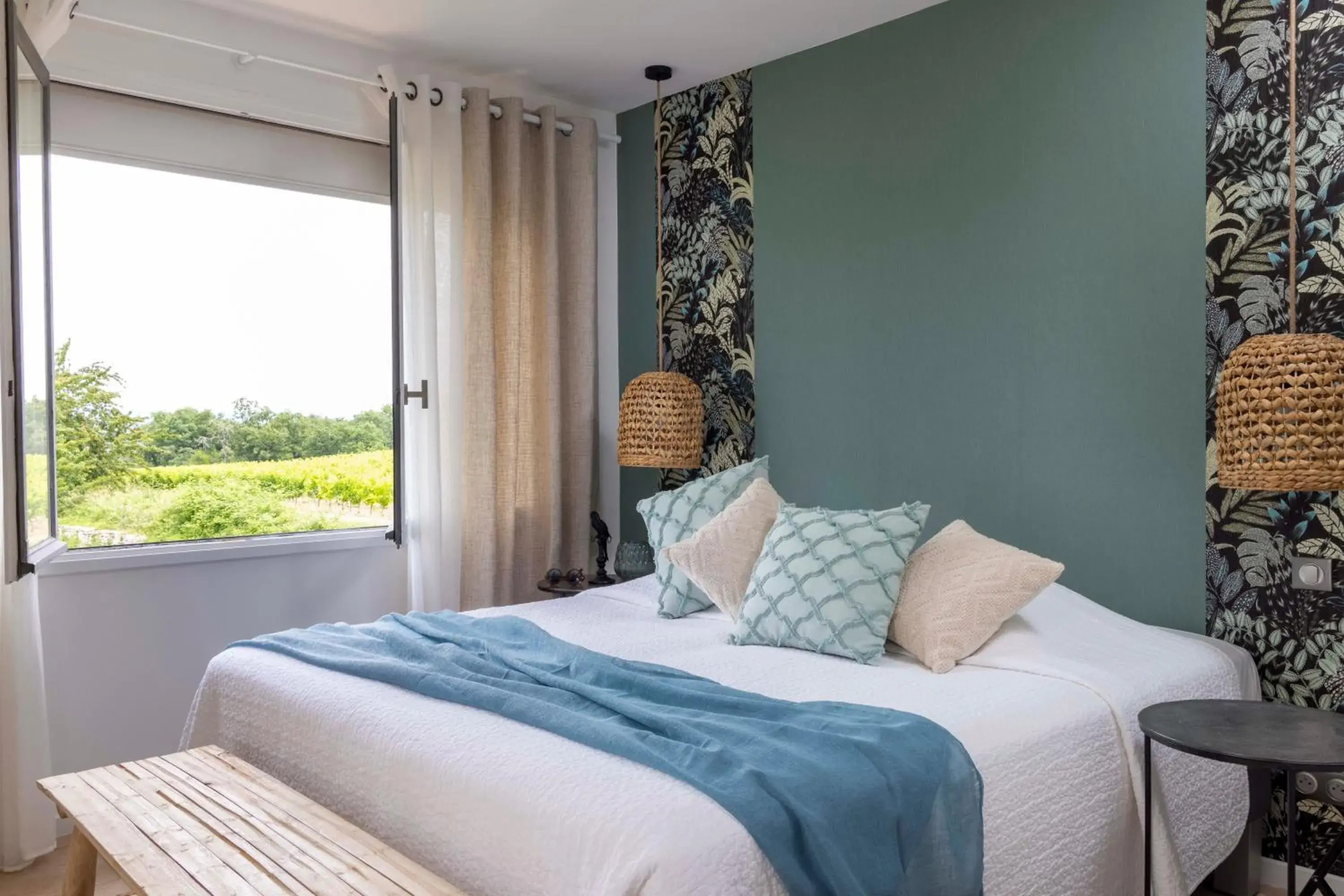 Quadruple Room in Le Mas du Terme Quadruple Room in Le Mas du Terme