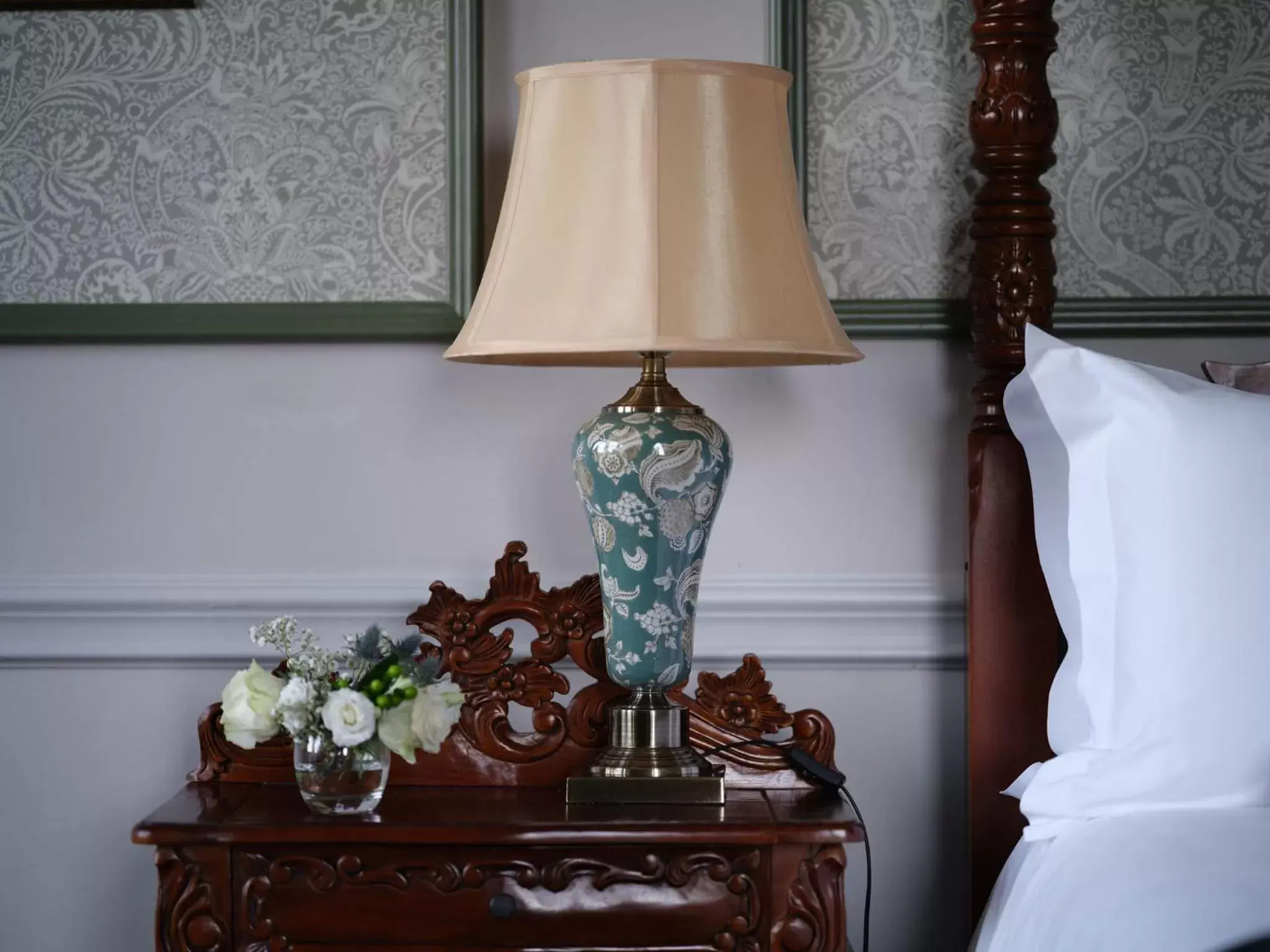 Manor House Rooms in Lyrath Estate Manor House Rooms in Lyrath Estate