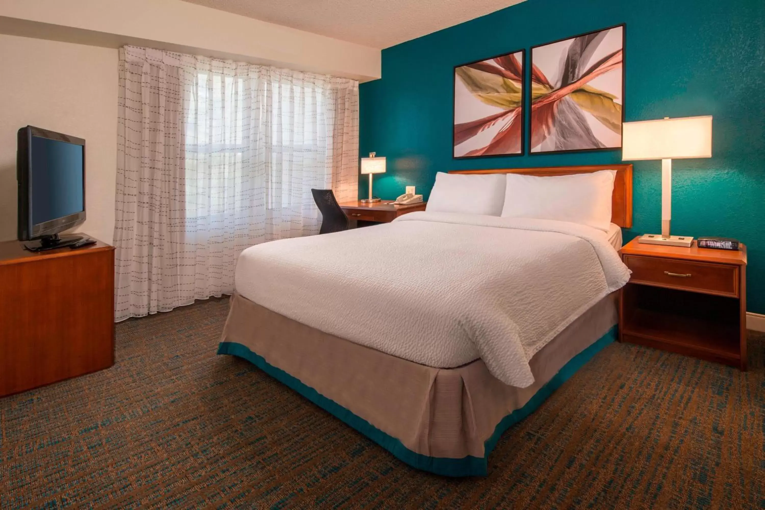Two-Bedroom Suite - Hearing Accessible in Residence Inn Fairfax Merrifield Two-Bedroom Suite - Hearing Accessible in Residence Inn Fairfax Merrifield