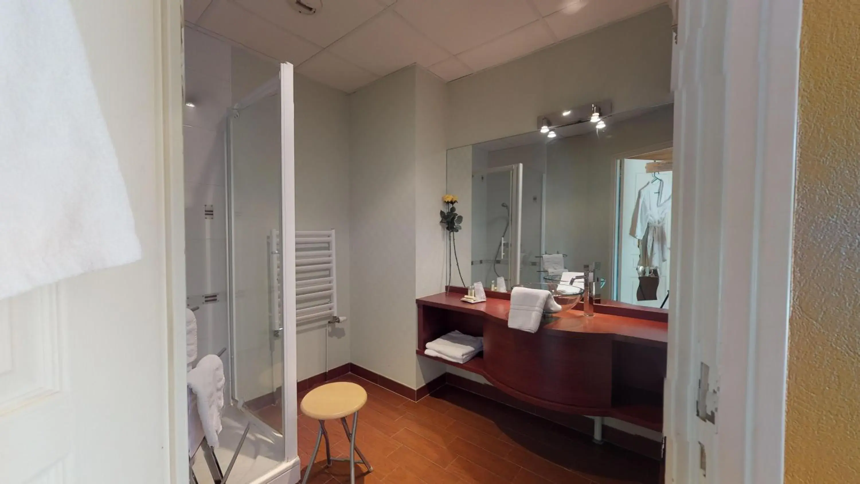 Classic Double Room in Le Clos Champel Hôtel Restaurant Logis Classic Double Room in Le Clos Champel Hôtel Restaurant Logis