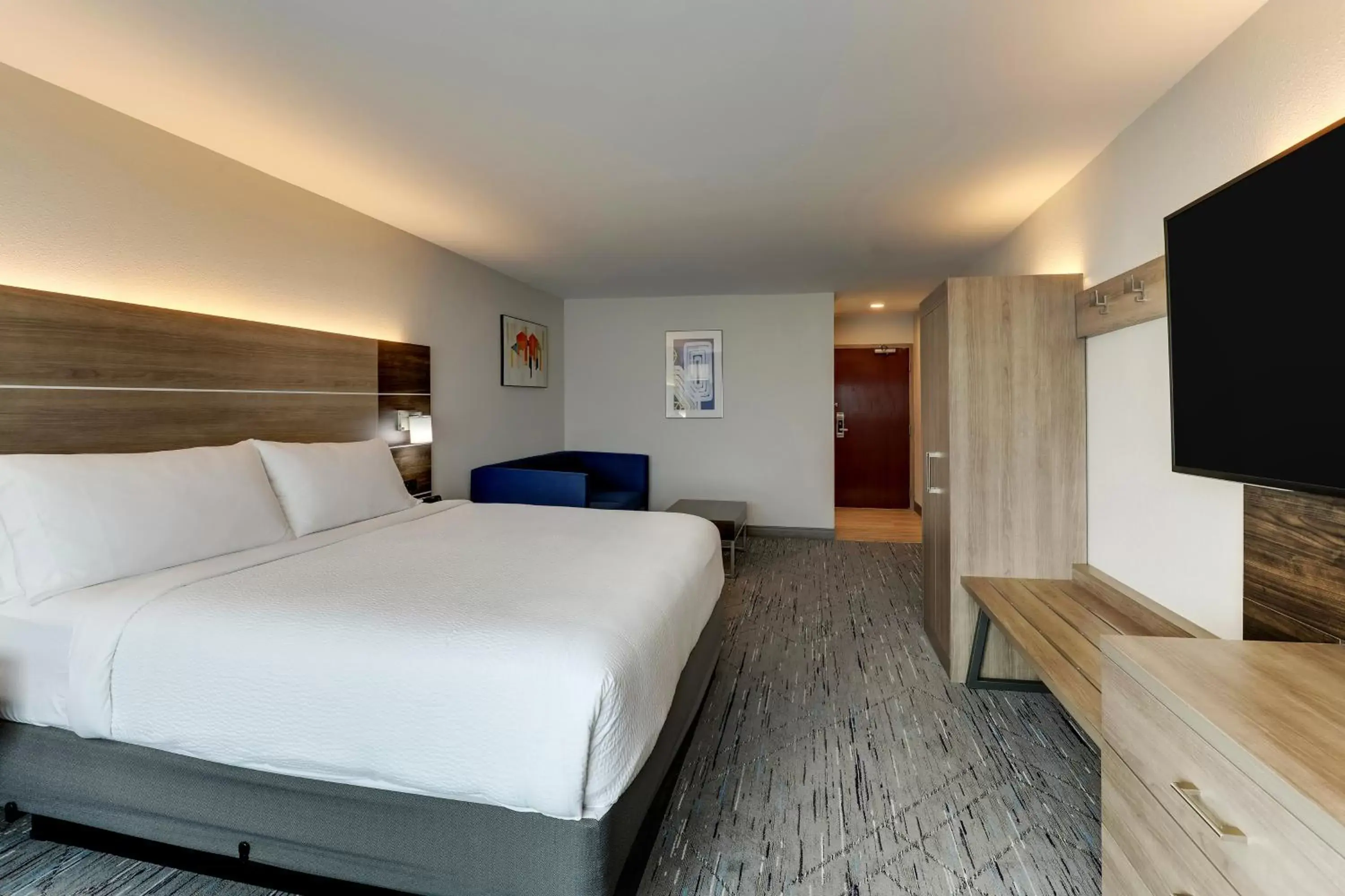 King Suite - Non-Smoking in Holiday Inn Express Kenner - New Orleans Airport, an IHG Hotel King Suite - Non-Smoking in Holiday Inn Express Kenner - New Orleans Airport, an IHG Hotel