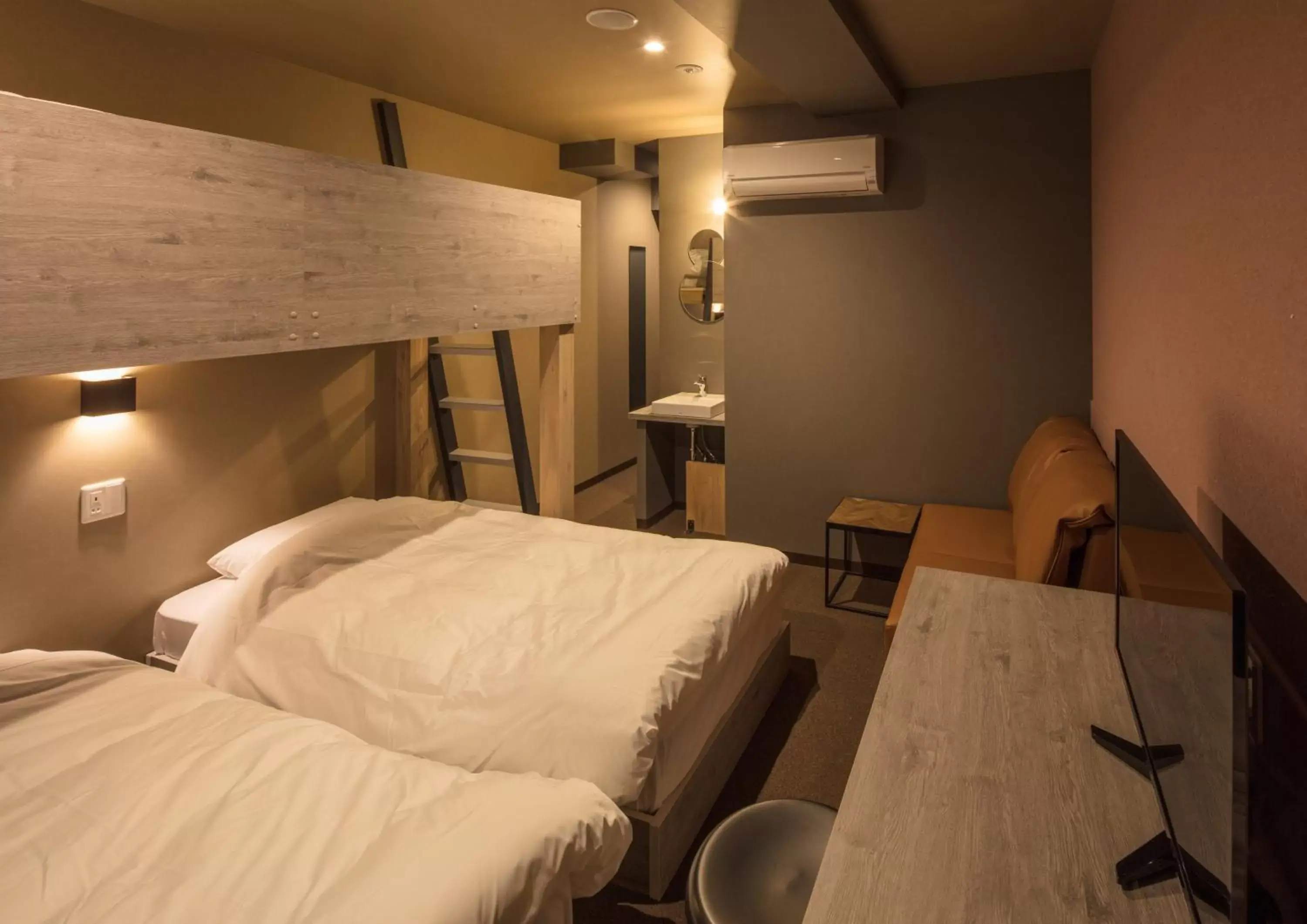 Triple Room with Loft - single occupancy in LINNAS Kanazawa Triple Room with Loft - single occupancy in LINNAS Kanazawa