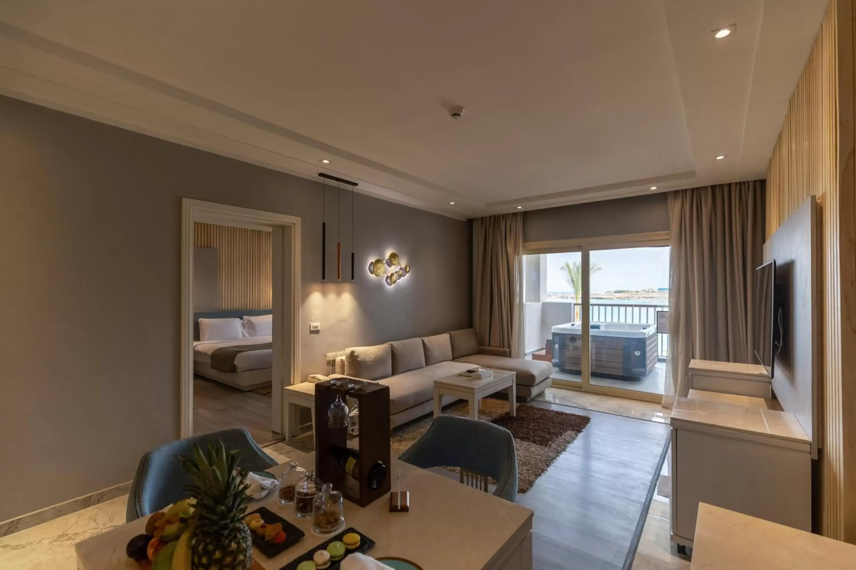 Crystal Jacuzzi Suite - Posh Club in Sunrise Crystal Bay Resort -Grand Select Crystal Jacuzzi Suite - Posh Club in Sunrise Crystal Bay Resort -Grand Select