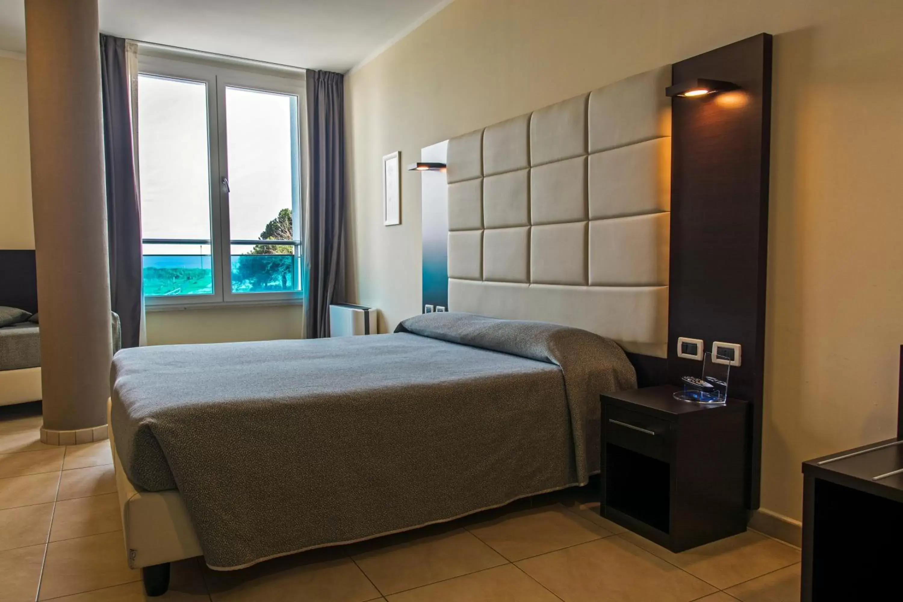 Single Room in Hotel-Residence-b&b Le Dune beach service included Single Room in Hotel-Residence-b&b Le Dune beach service included