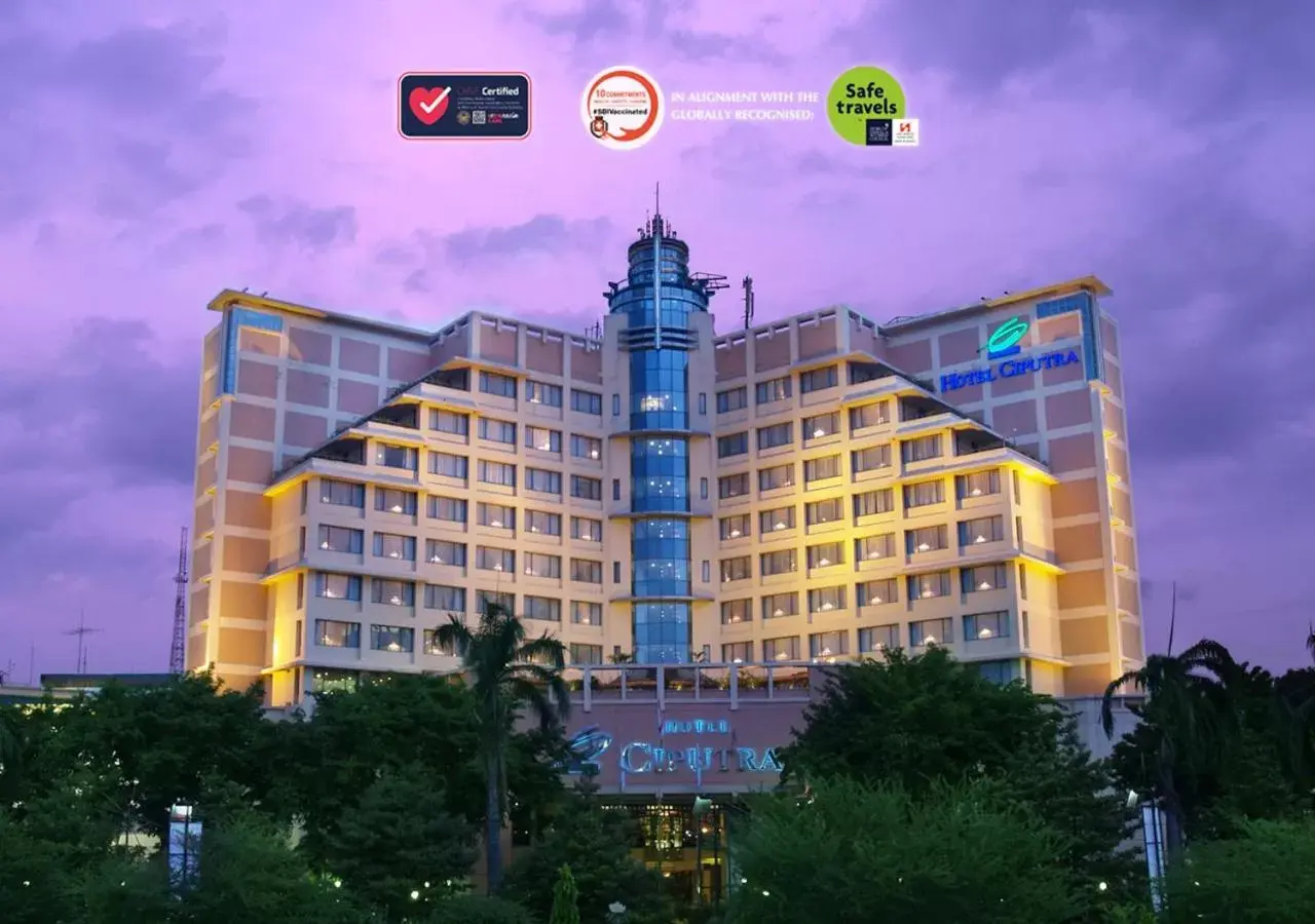 Hotel Ciputra Semarang managed by Swiss-Belhotel International Hotel Ciputra Semarang managed by Swiss-Belhotel International