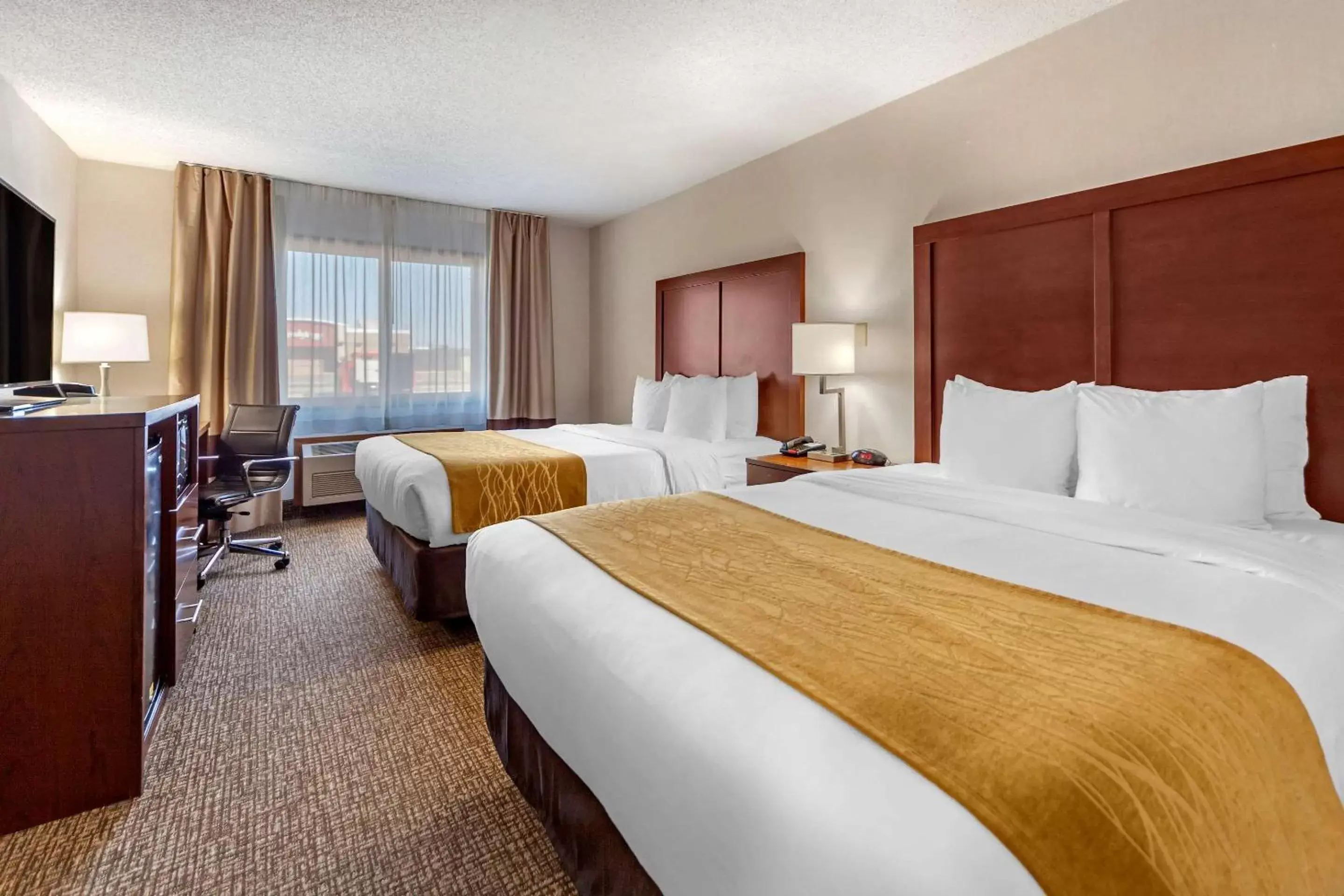 Deluxe Queen Room with Two Queen Beds - Non-Smoking in Comfort Inn Grand Island North Deluxe Queen Room with Two Queen Beds - Non-Smoking in Comfort Inn Grand Island North