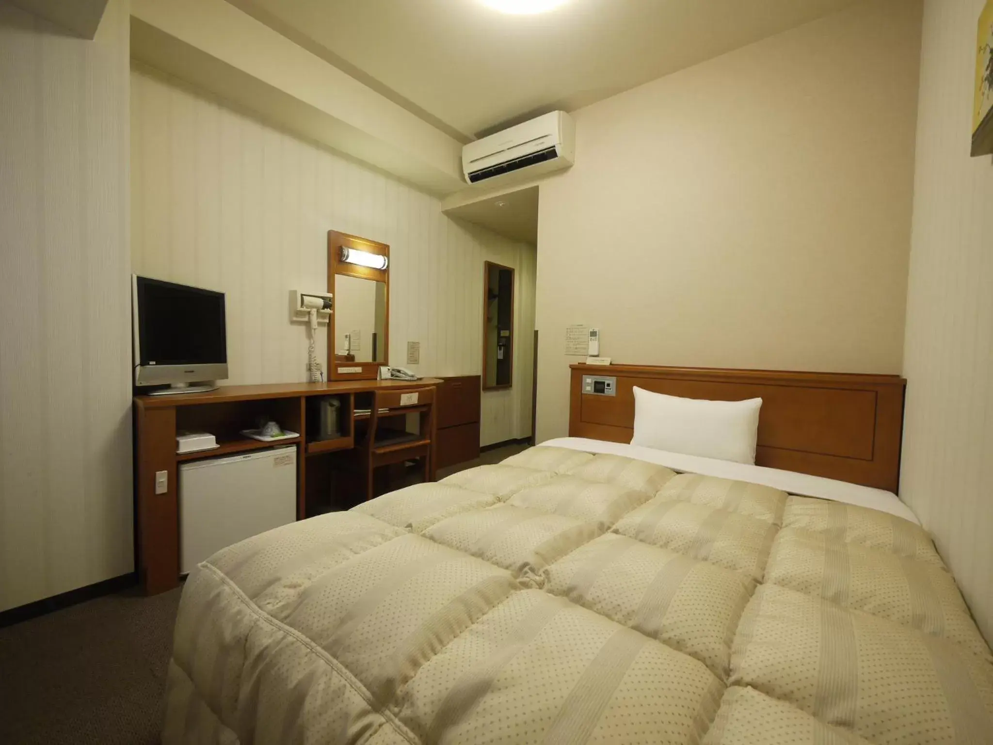 Single Room - single occupancy - Smoking in Hotel Route-Inn Saga Ekimae Single Room - single occupancy - Smoking in Hotel Route-Inn Saga Ekimae