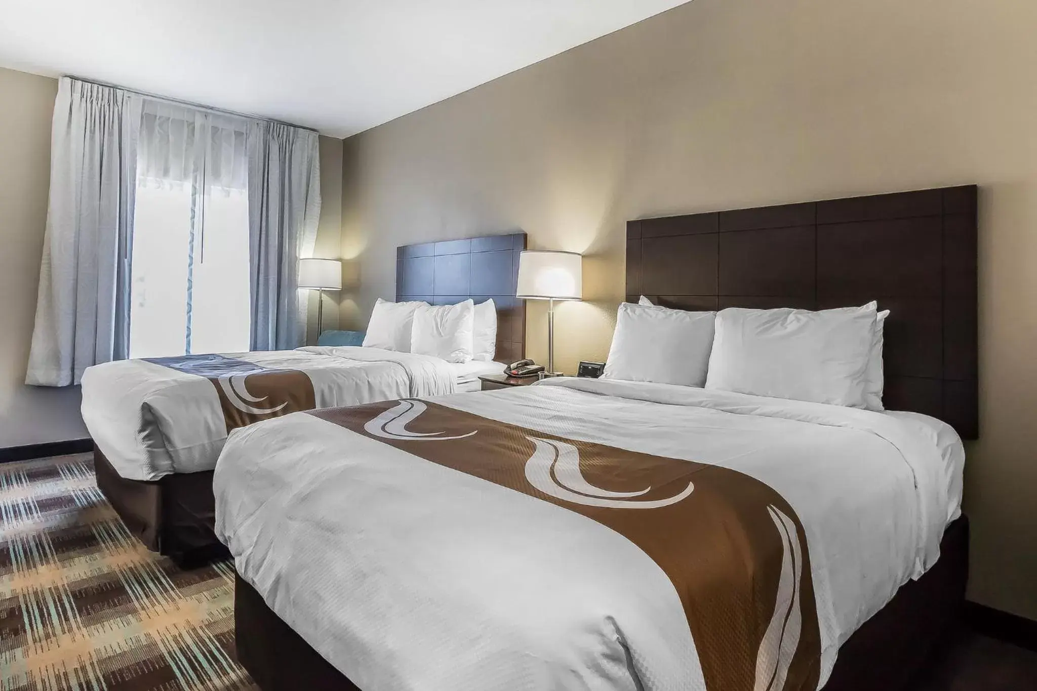 Queen Room with Two Queen Beds - Non-Smoking in Quality Inn Pleasant View Queen Room with Two Queen Beds - Non-Smoking in Quality Inn Pleasant View