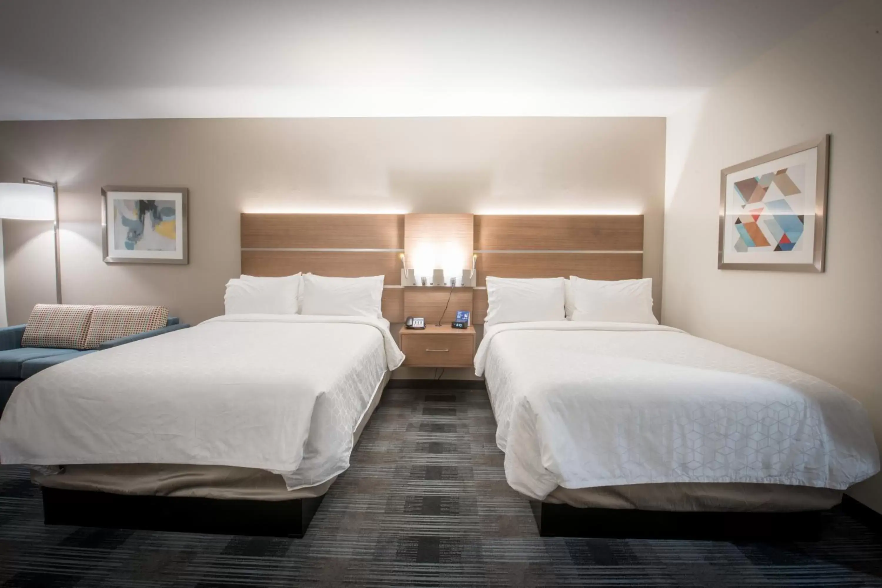 Queen Suite with Two Queen Beds in Holiday Inn Express & Suites - Houston Westchase - Westheimer by IHG Queen Suite with Two Queen Beds in Holiday Inn Express & Suites - Houston Westchase - Westheimer by IHG