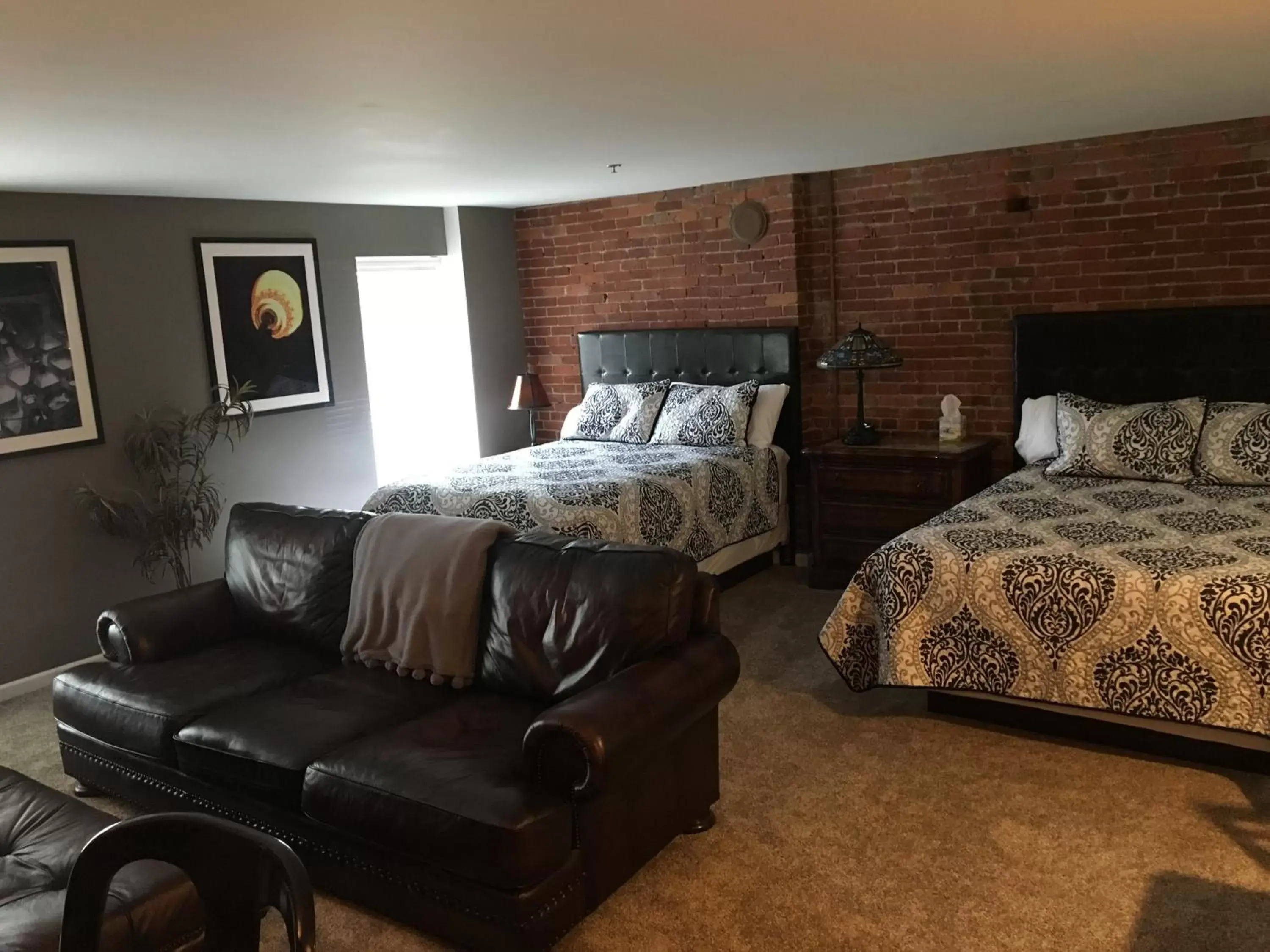 Lodging at the Gaffer Inn Lodging at the Gaffer Inn