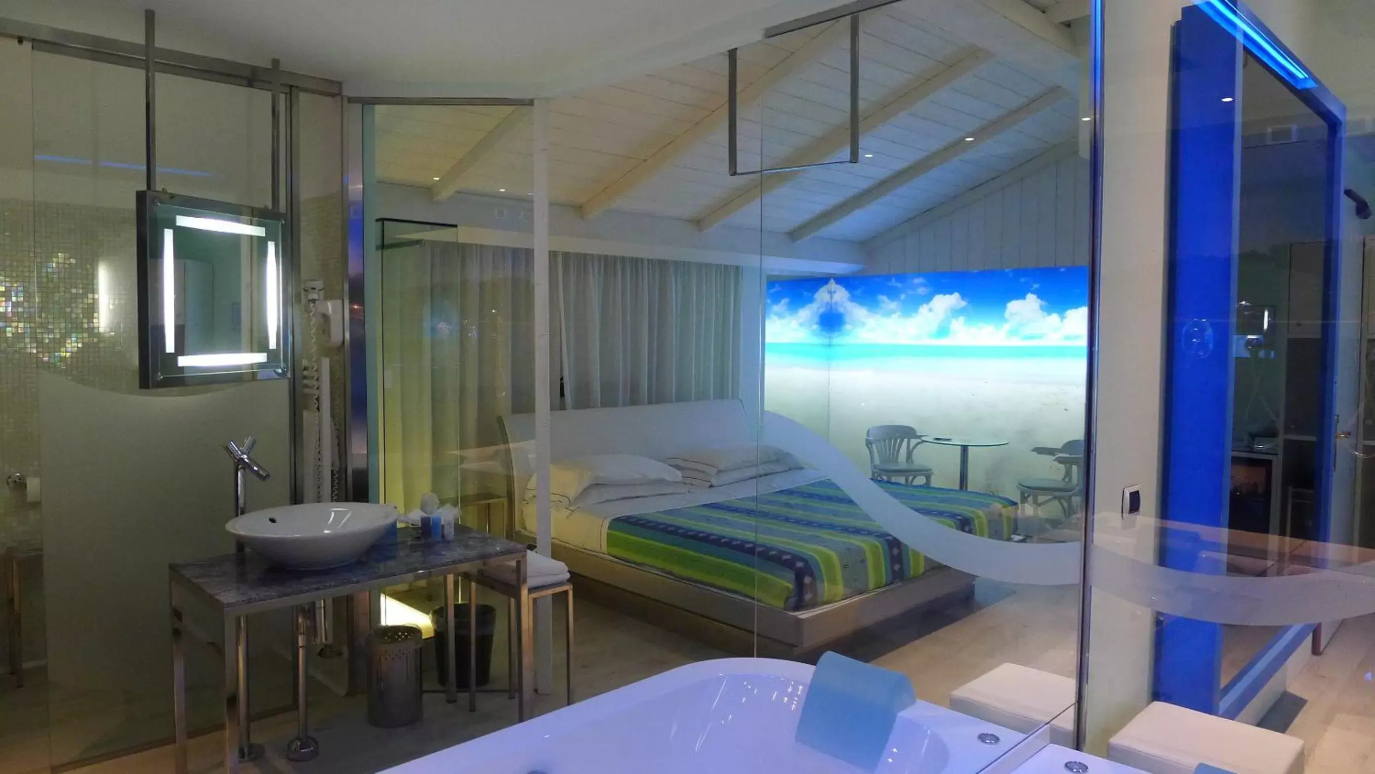 Photo of the whole room in Motel K Photo of the whole room in Motel K