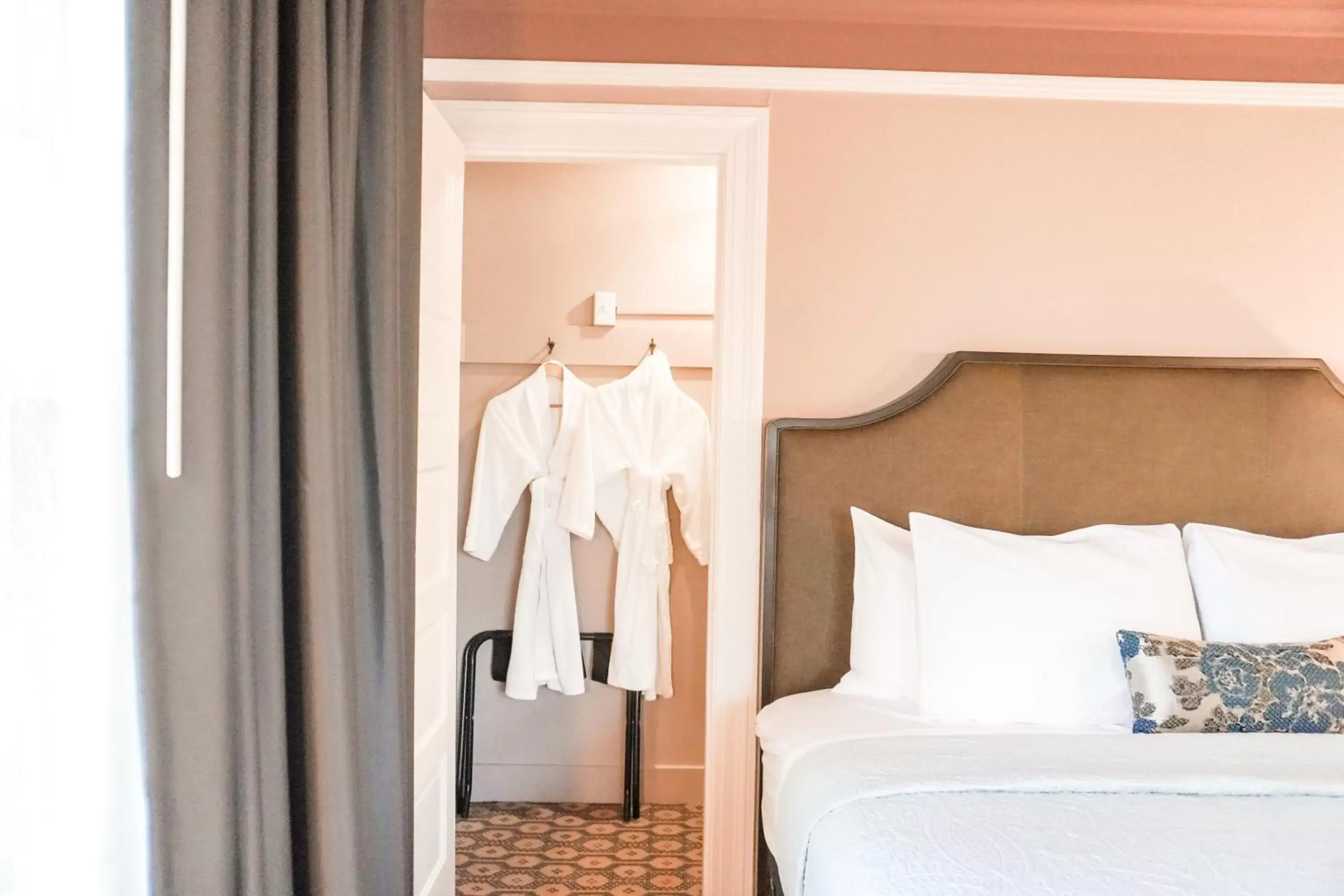 Columbia Gorge Hotel & Spa Columbia Gorge Hotel & Spa