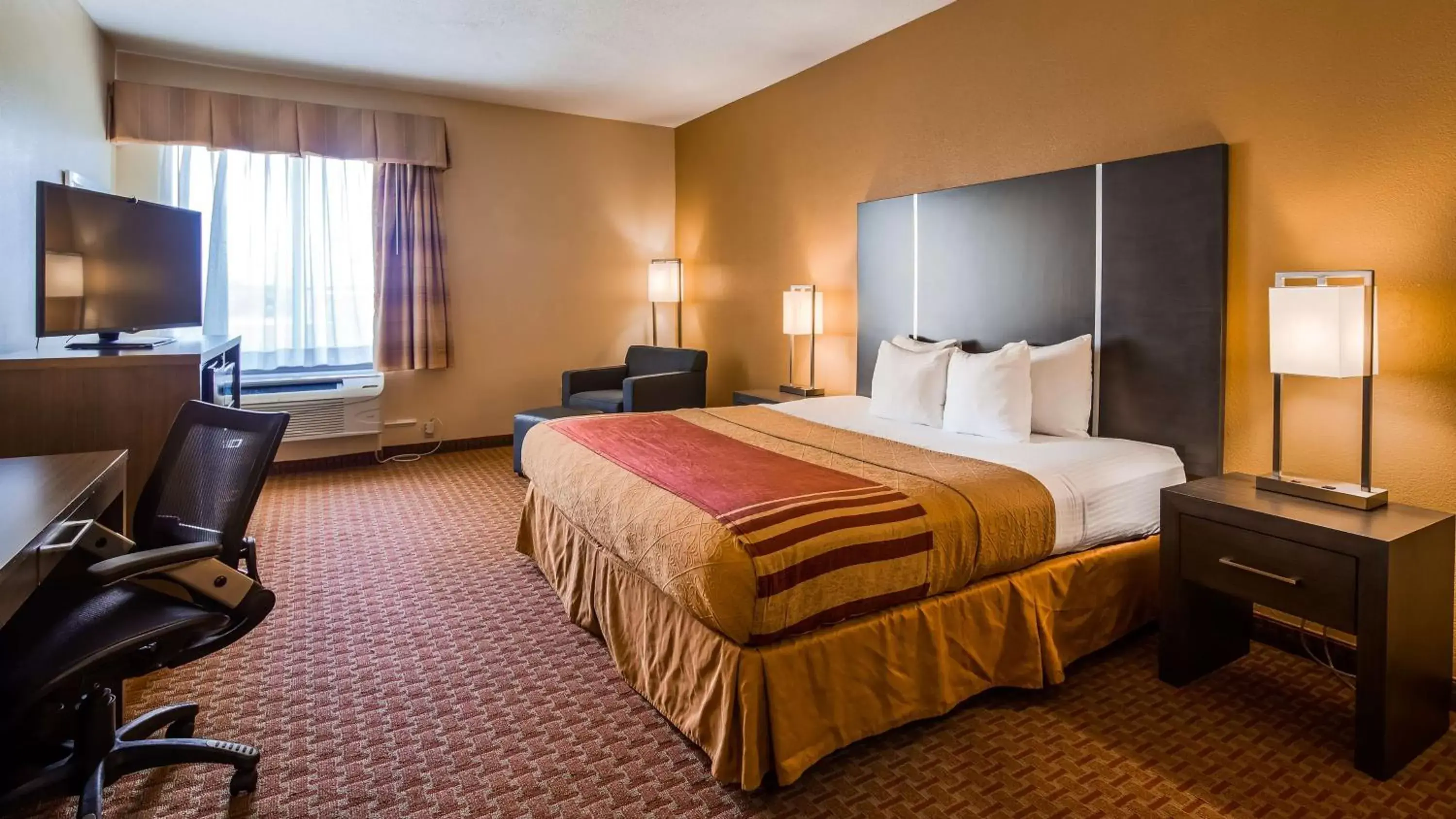 King Room - Disability Access in Best Western Plus North Houston Inn & Suites King Room - Disability Access in Best Western Plus North Houston Inn & Suites