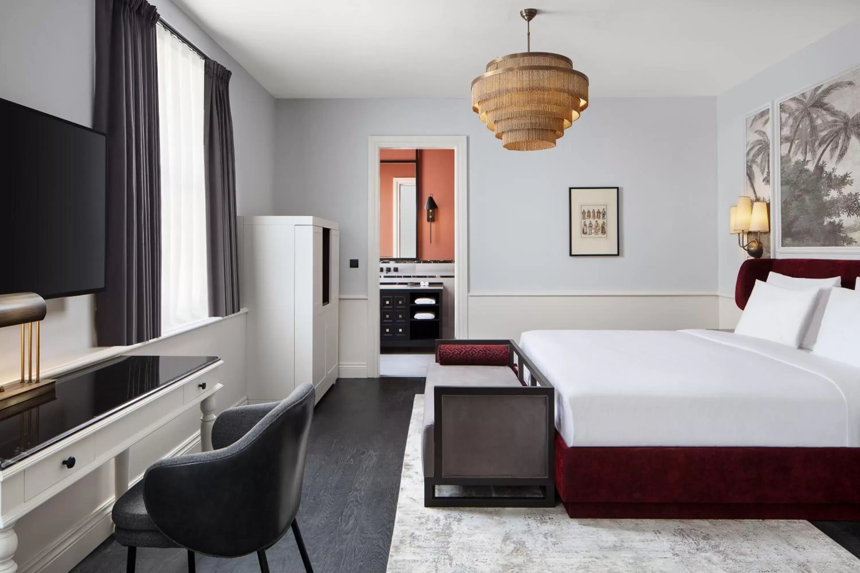 Deluxe King Room with City View in Adahan DeCamondo Pera, Autograph Collection Deluxe King Room with City View in Adahan DeCamondo Pera, Autograph Collection