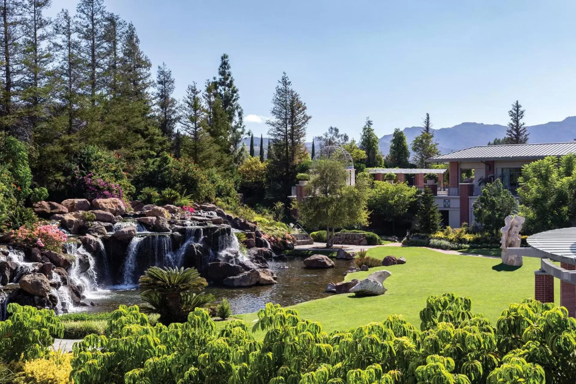 Deluxe Room with Two Double Beds - Waterfall View and Accessible Hearing in Four Seasons Hotel Westlake Village Deluxe Room with Two Double Beds - Waterfall View and Accessible Hearing in Four Seasons Hotel Westlake Village