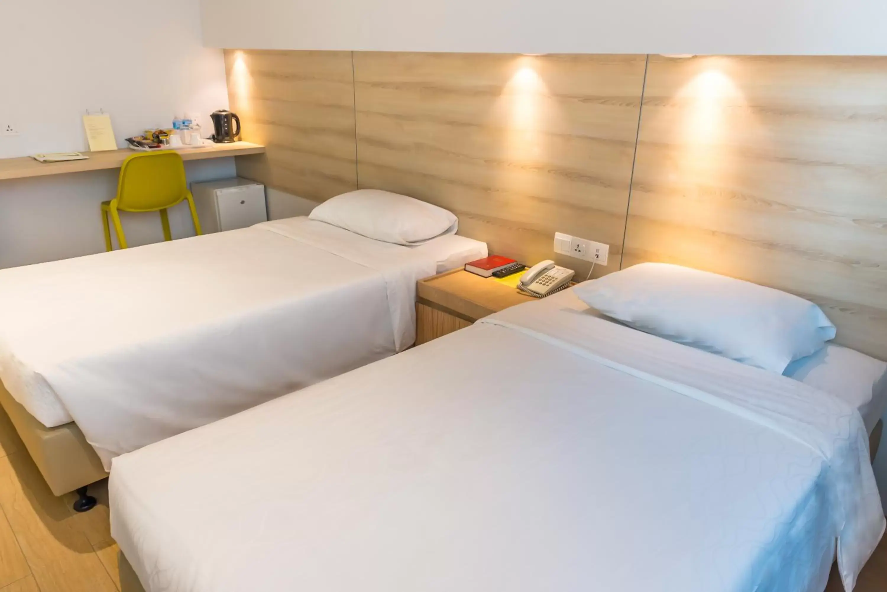 Deluxe Double or Twin Room in Summer View Hotel Deluxe Double or Twin Room in Summer View Hotel