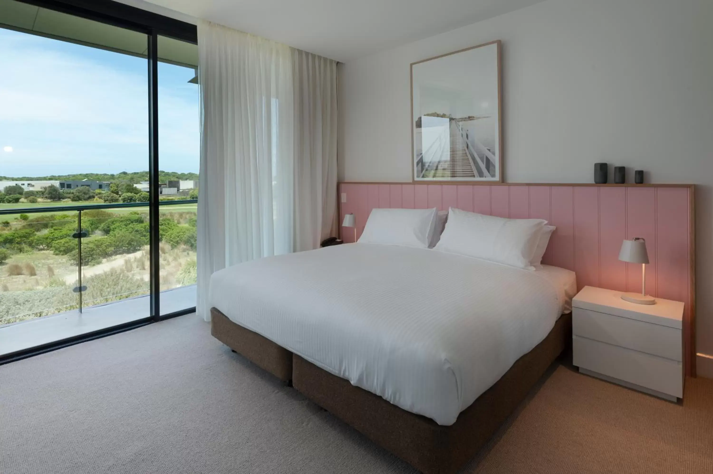 Golf View Junior 2 Bedroom Suite in The Sands Torquay Golf View Junior 2 Bedroom Suite in The Sands Torquay