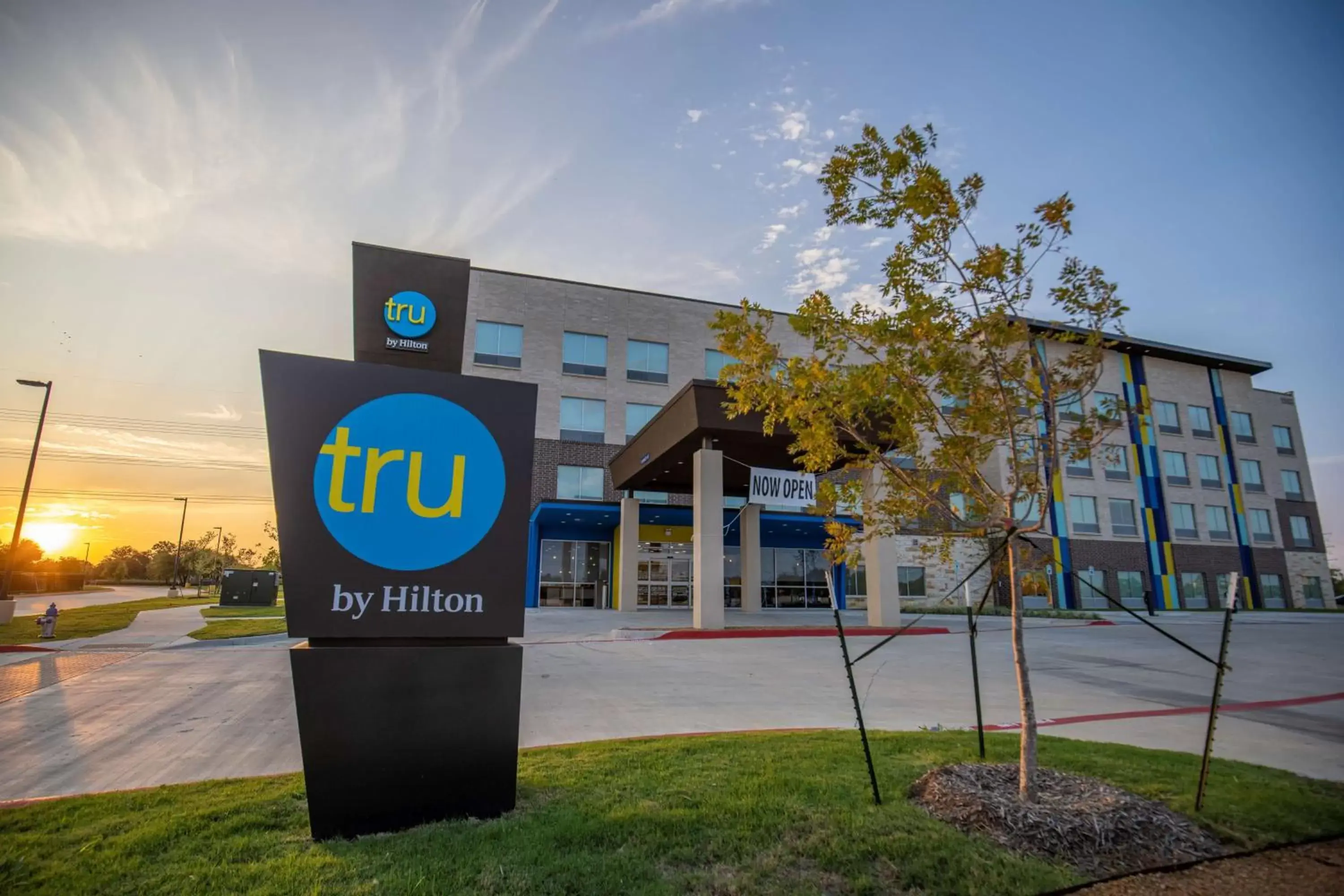 Tru By Hilton Allen Dallas, Tx Tru By Hilton Allen Dallas, Tx