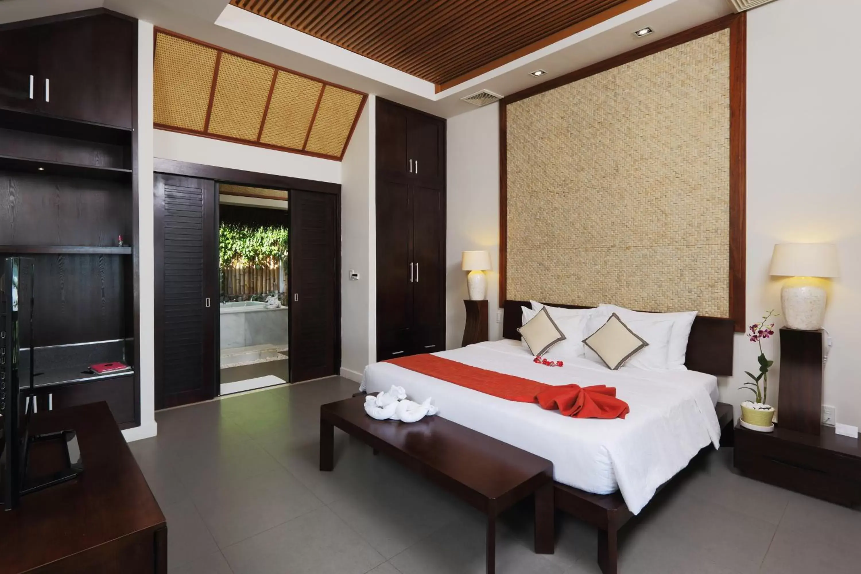 Bungalow with Garden View in The Cliff Resort & Residences Bungalow with Garden View in The Cliff Resort & Residences