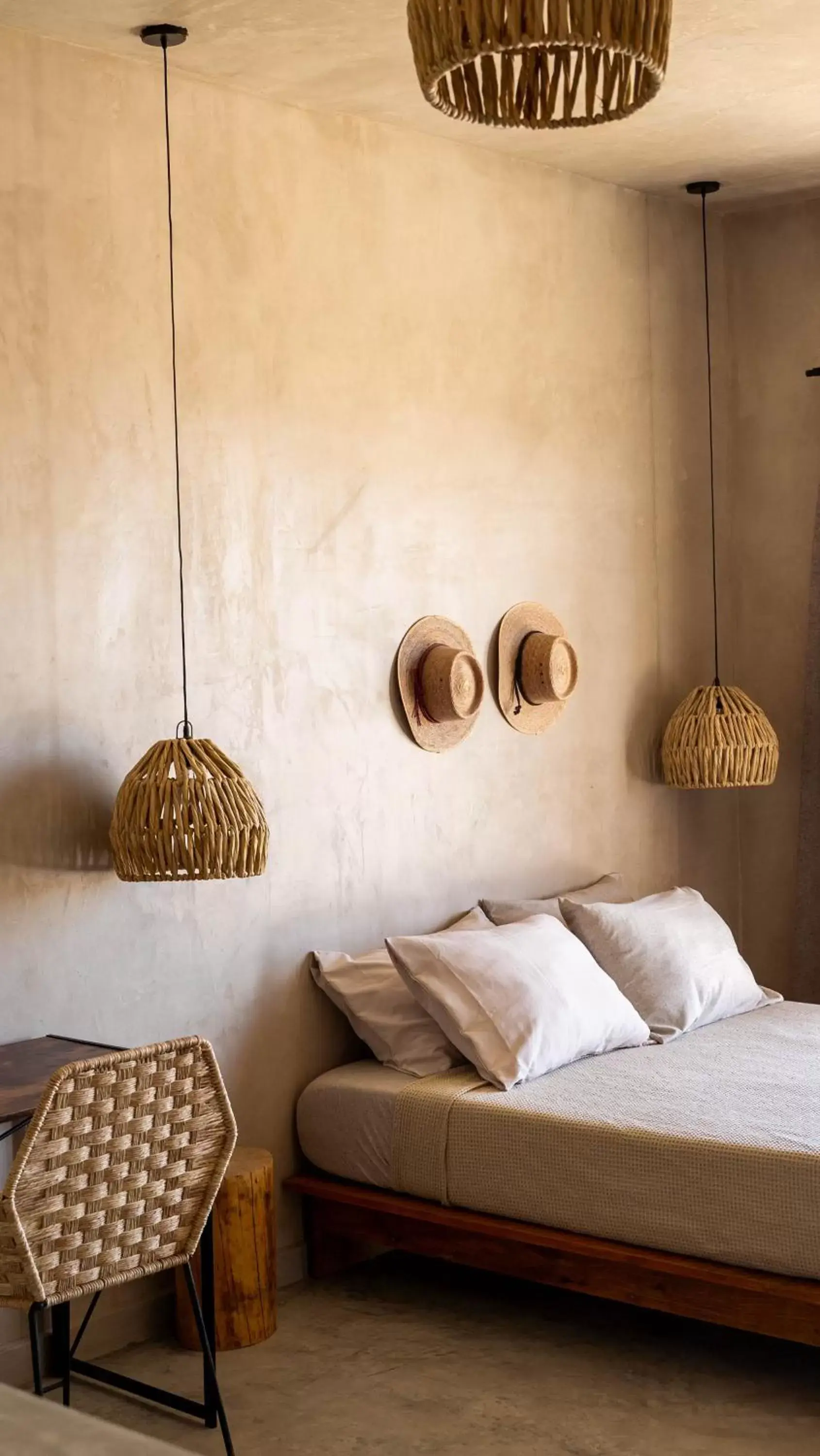 Deluxe Double Room with Balcony in Baja Temple Deluxe Double Room with Balcony in Baja Temple