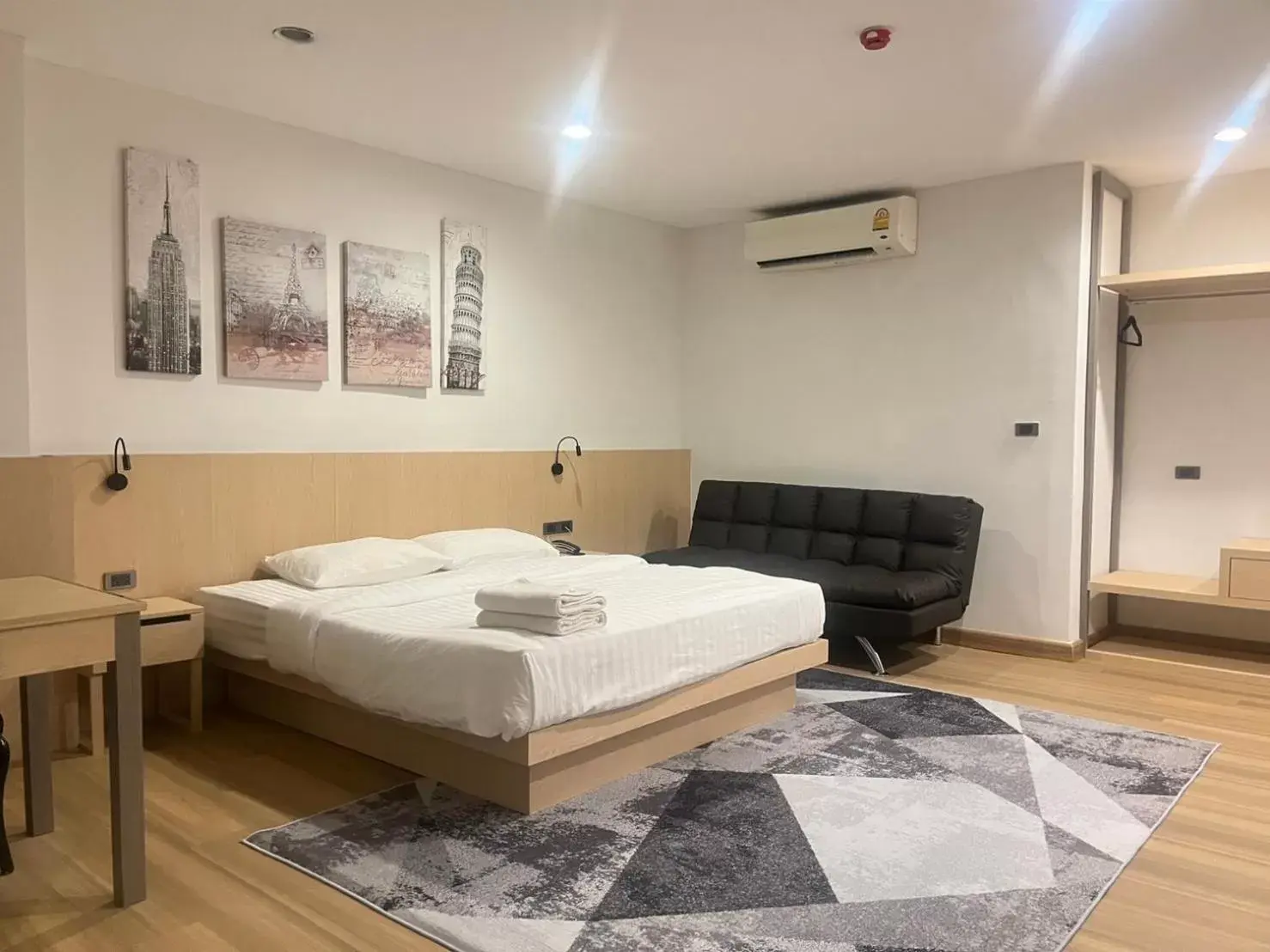 Executive Suite - Newly Renovated in Sakura Sky Residence Executive Suite - Newly Renovated in Sakura Sky Residence